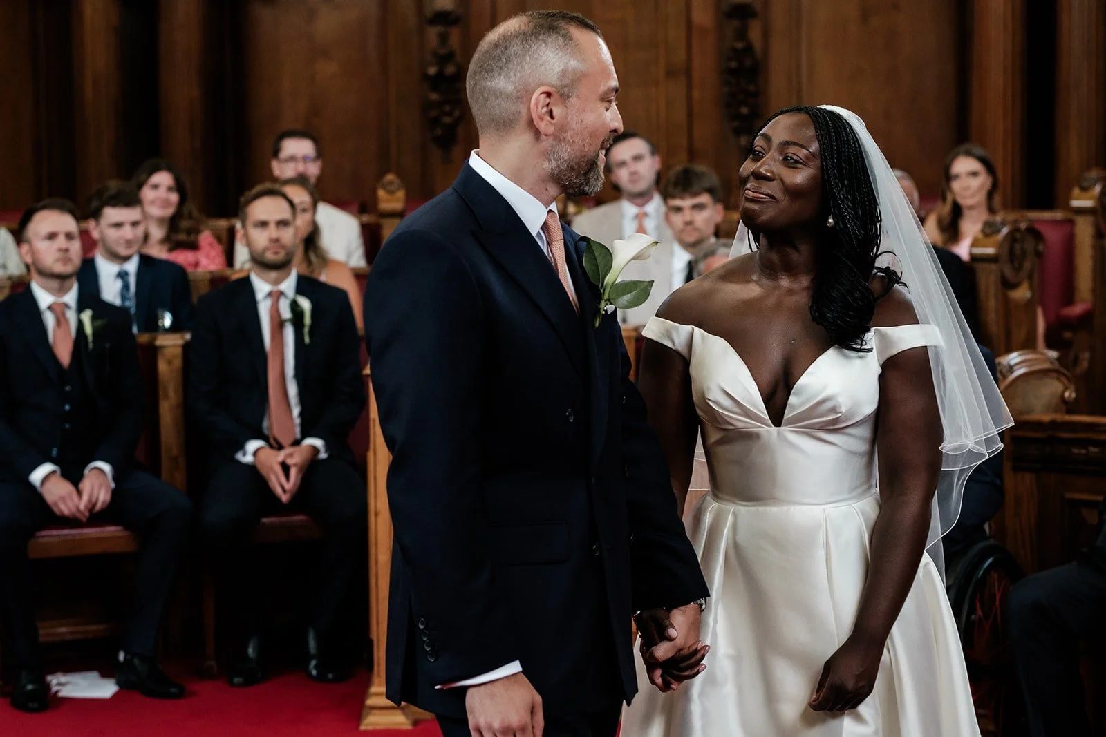 islington-town-hall-wedding20-min.jpg