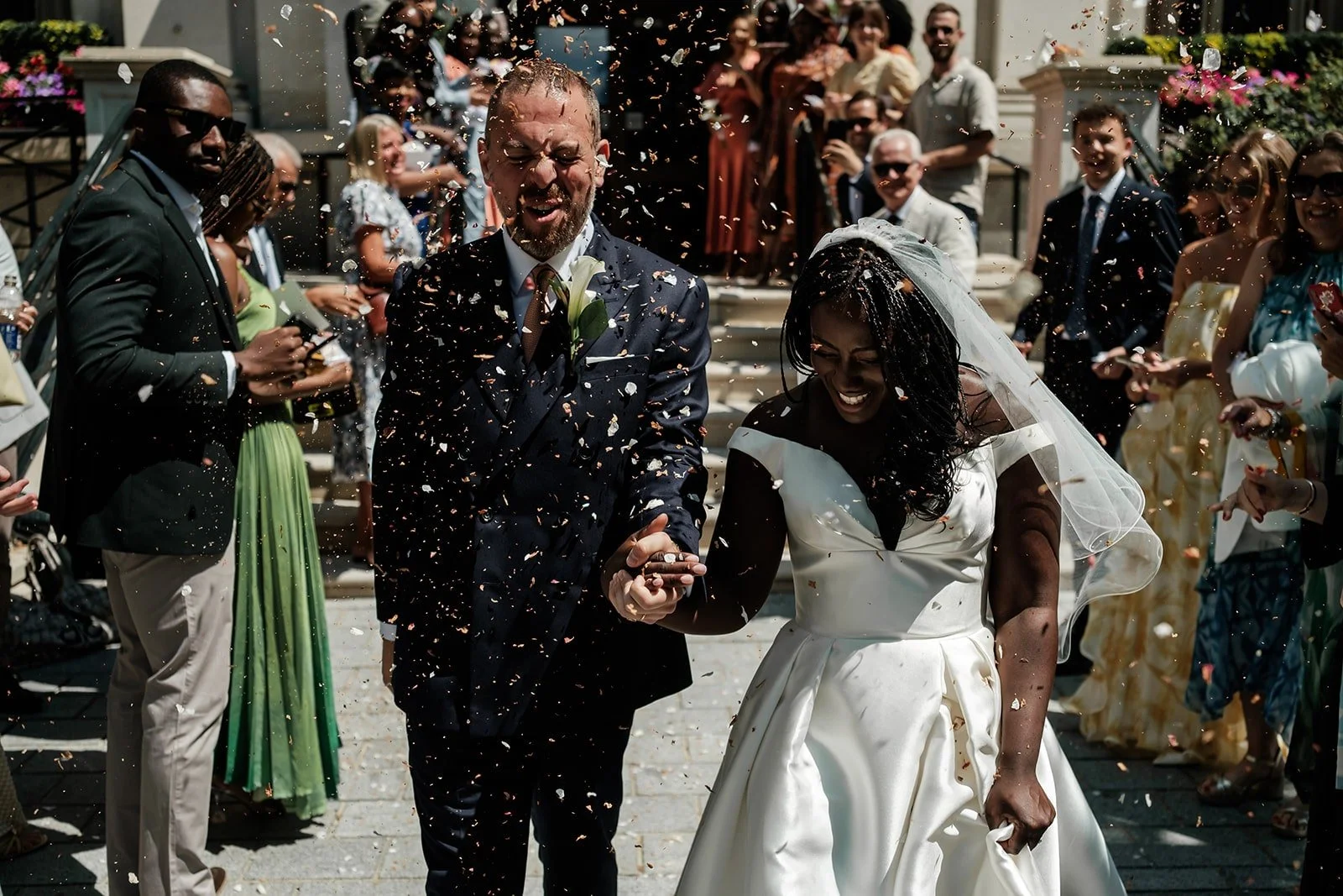 islington-town-hall-wedding15-min.jpg