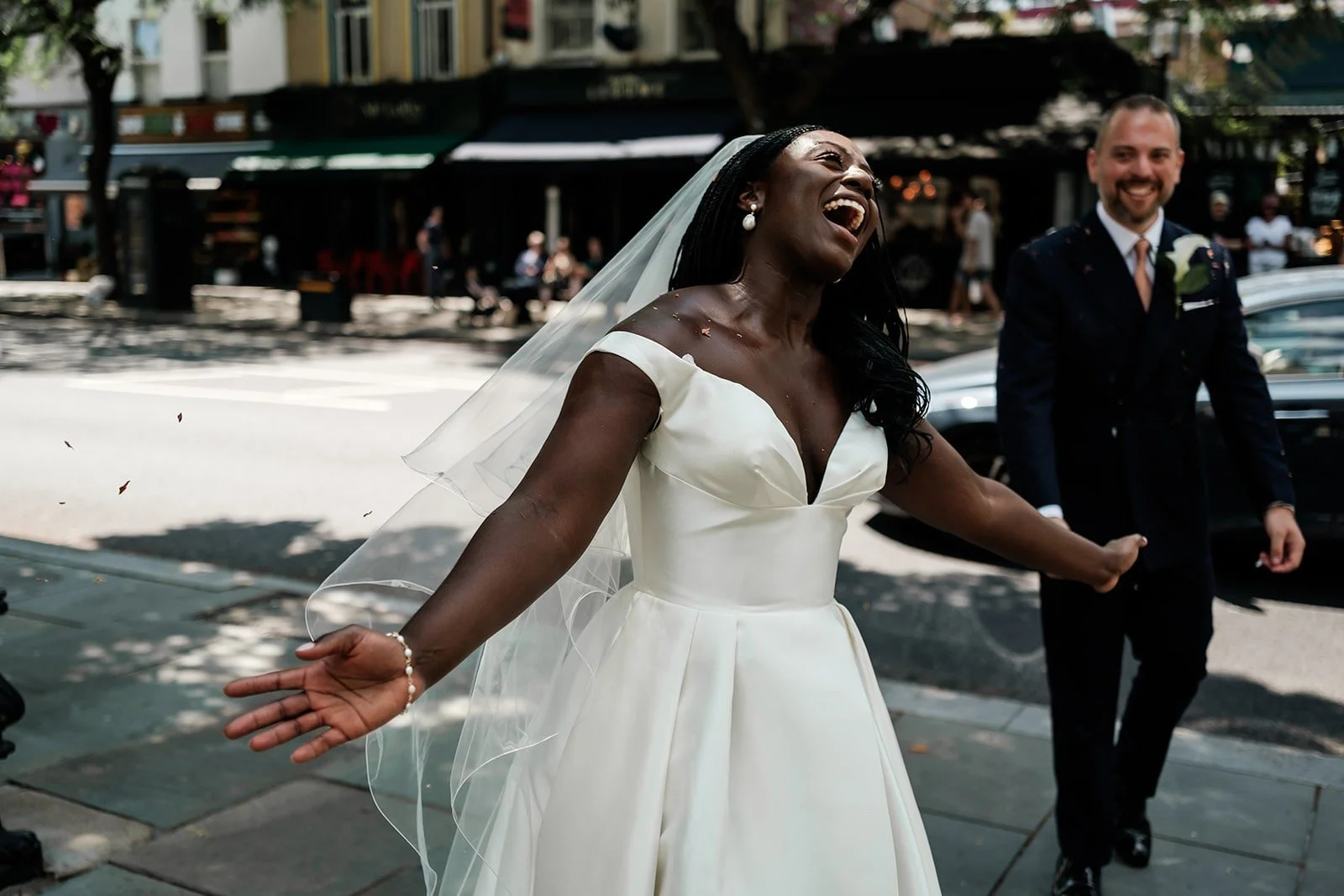 islington-town-hall-wedding16-min.jpg