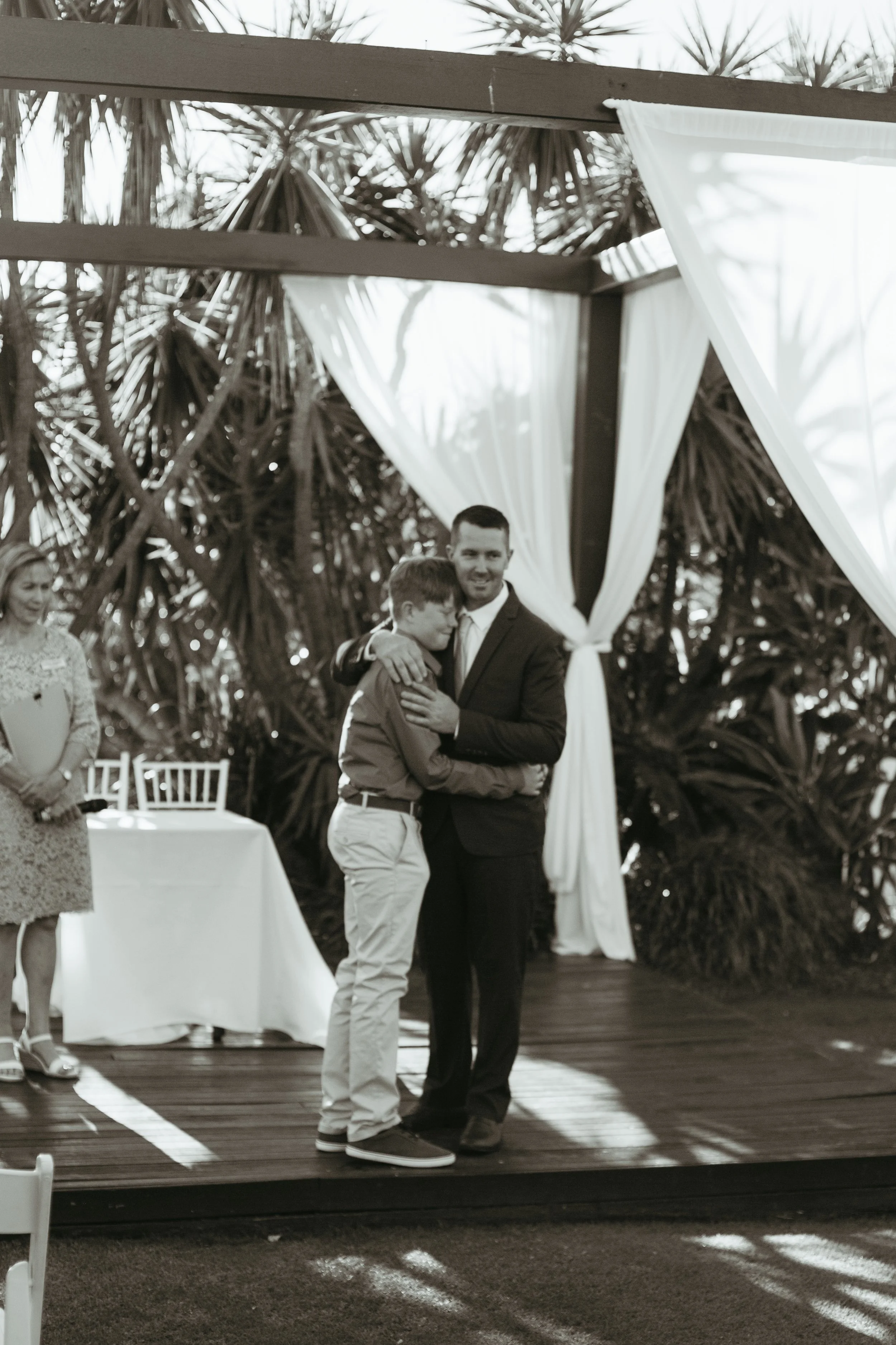 Rachel & Steve Get Married-44.jpg