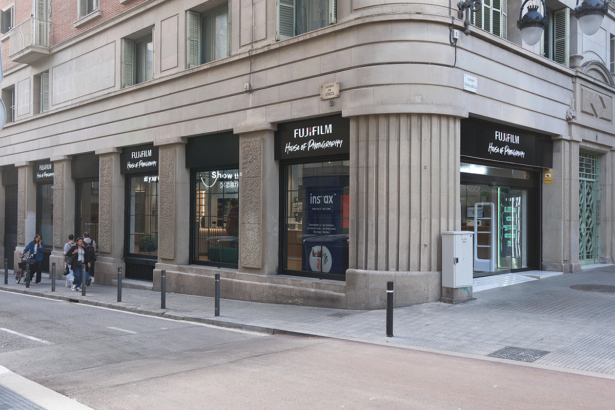 FUJIFILM - House of Photography