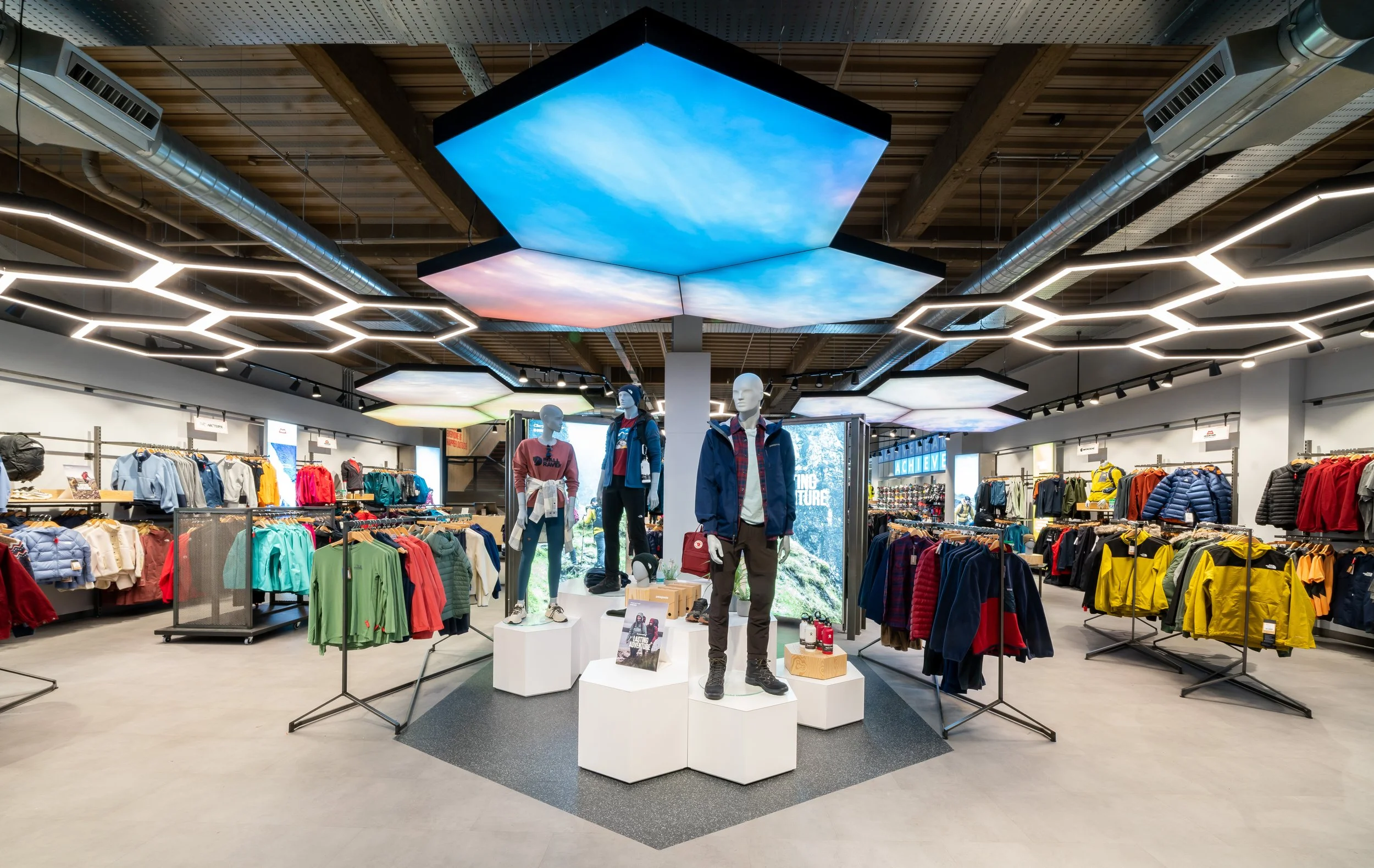 VMP - Snow & Rock-17.JPG