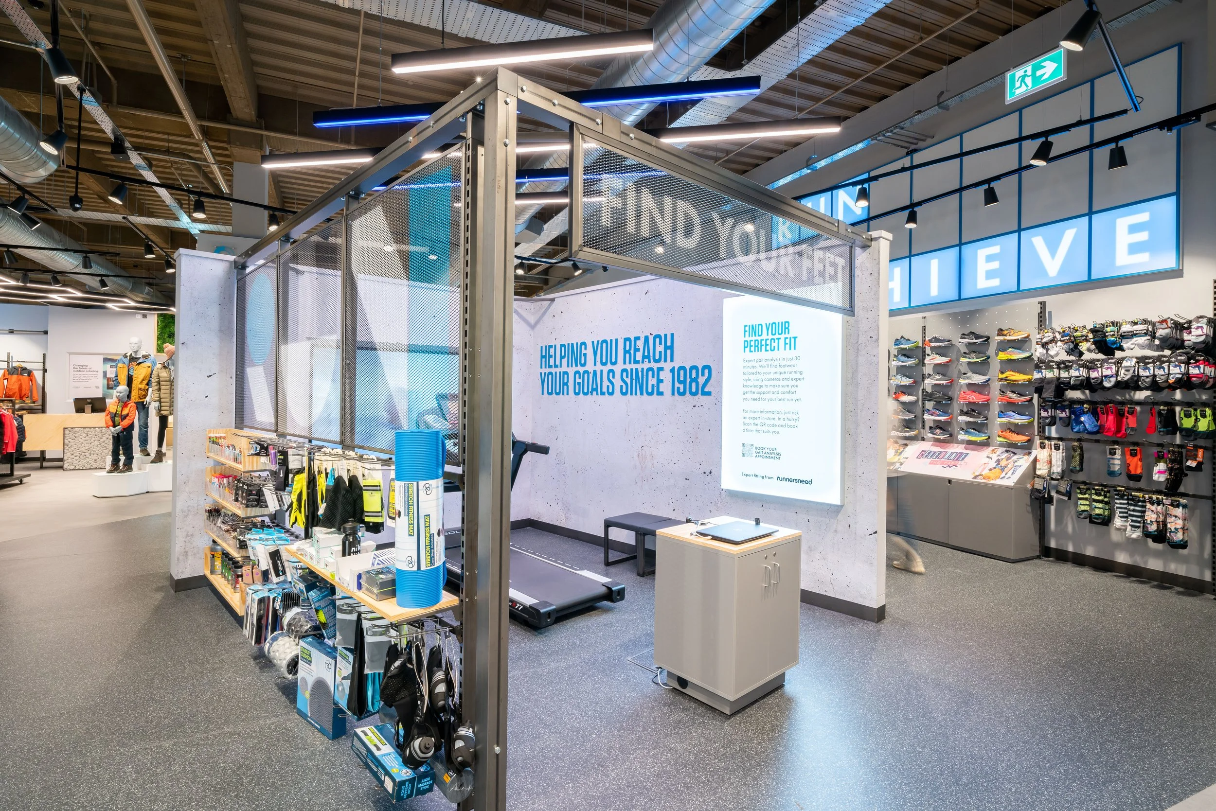 VMP - Snow & Rock-28.JPG