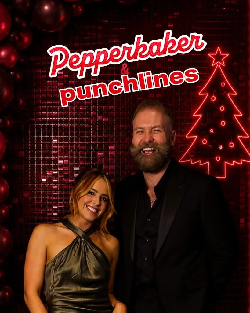 Pepperkaker &amp; Punchlines - Thea og Adam feirer jul