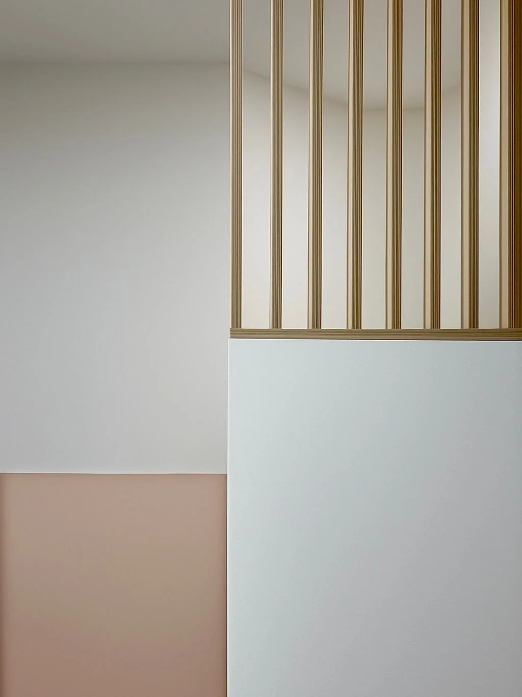 A detail shots showing the birch ply finish and the pink and mint palette used in our @gorey_specialist_orthodontics project

#design #commercialdesign #dentaldesign #birchply #colourtrend