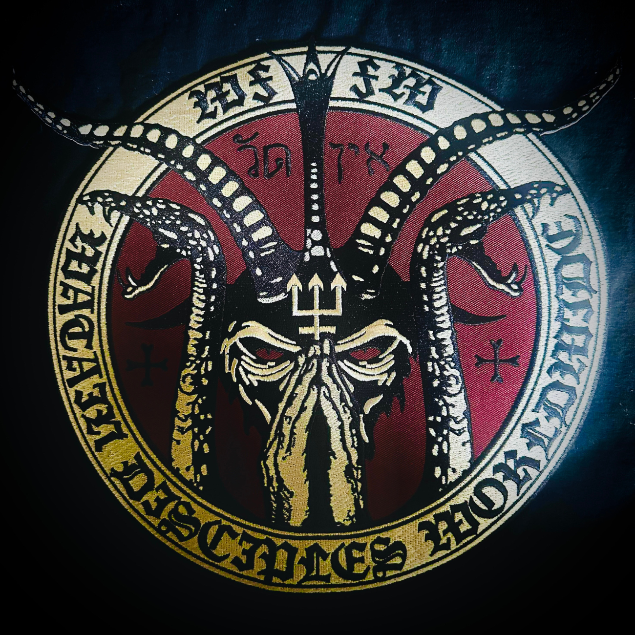 TempleOfWatinDisciples_LargeBackpatch.png (Copy)