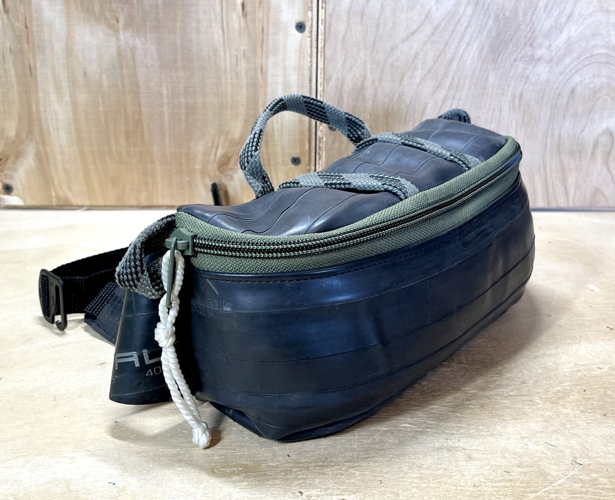 Trail dog hip pack, olive