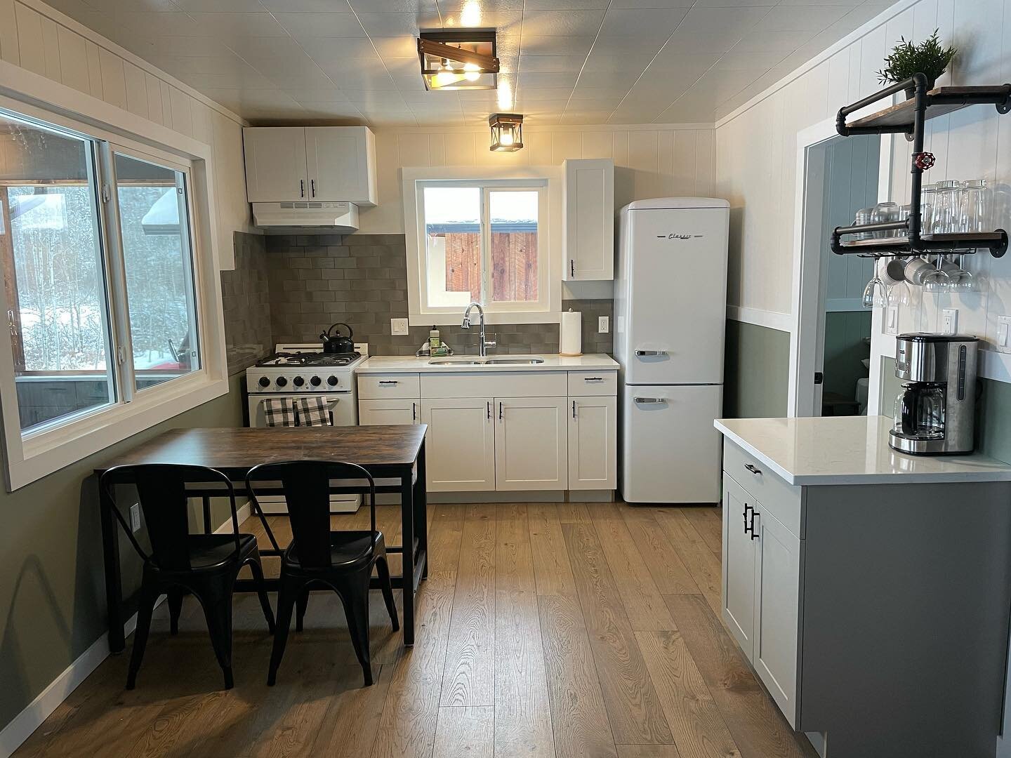 Cabin #1 is ready for your Winter getaway! ❄️

Uninterrupted views of the lake, steps from ice fishing, campfire, snowshoeing, sledding and more! 

Cabin is equipped with full kitchen and bath, living room with futon and fireplace, 1 queen room and 1