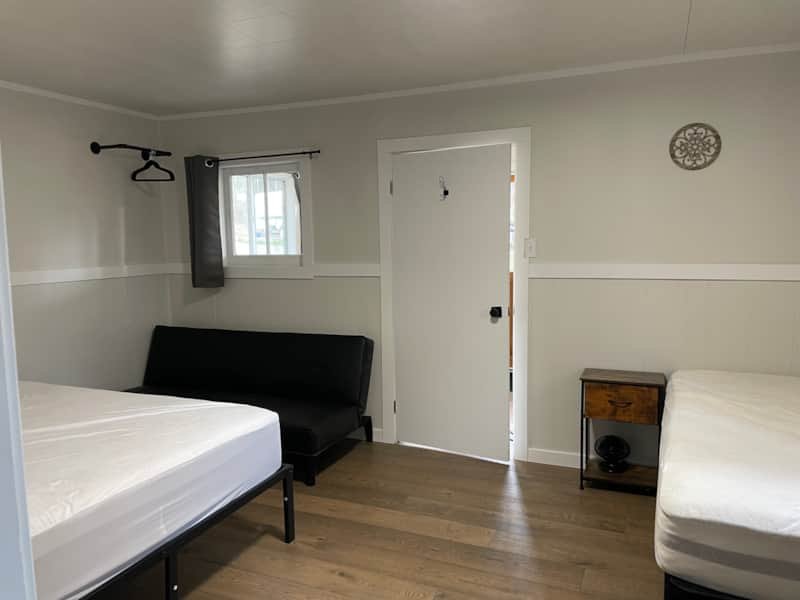 Cabin 6- Sleeping Room (Futon)