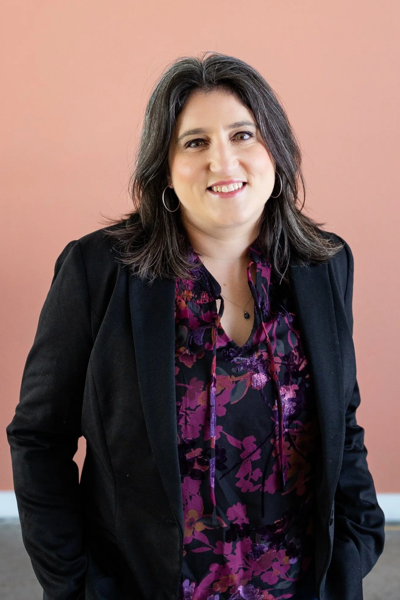 Lianna Purjes, LCSW, couples therapist at Fuzzy Socks Therapy in Scottsdale, Arizona.
