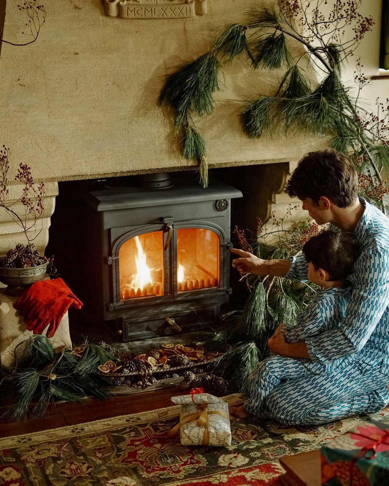 Wishing all our past and future guests a very cosy and merry Christmas from Pye Corner House. 🎄
.
.
.
.
#MerryChristmas #CosyChristmas #ChristmasInTheCotswolds #CotswoldsChristmas