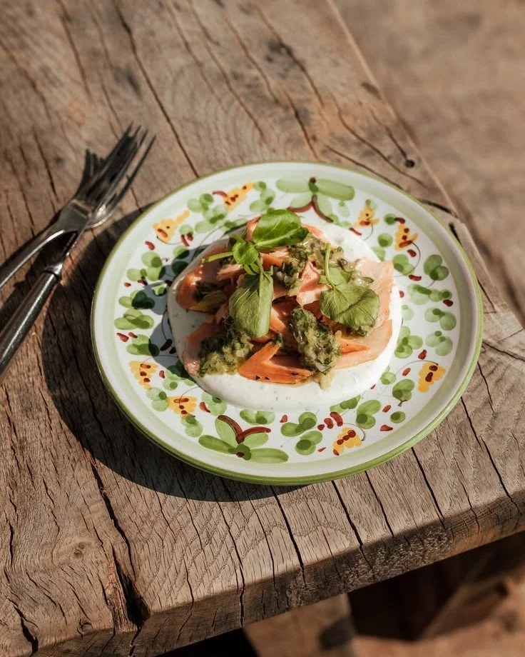Feeling like dinner out? The New Inn at Coln St Aldwyns is just 25 minutes from Pye Corner House, a beautiful drive through the Cotswolds. Gourmet burgers, Spanish-inspired small plates, and on Sundays, a traditional roast worth saving your appetite 