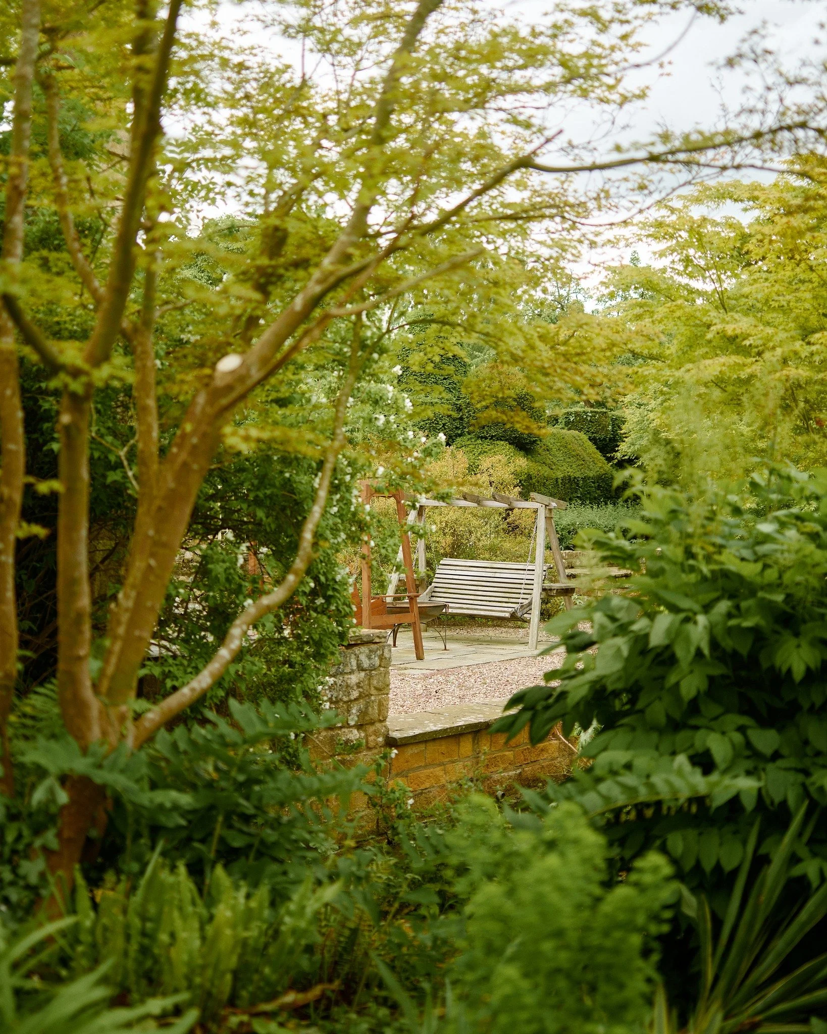 Midsummer at Pye Corner House. Two acres of walled garden, flowers spilling over every path.

Enquire now
.
.
.
.
#cotswoldgarden #broadwaycotswolds #visitcotswolds #cotswoldholiday #englishcountryhouse