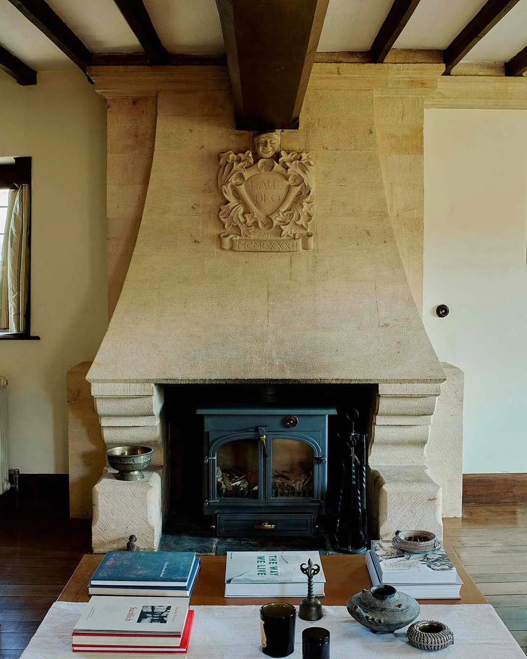 Living_Room_Pye_Corner_House.jpg