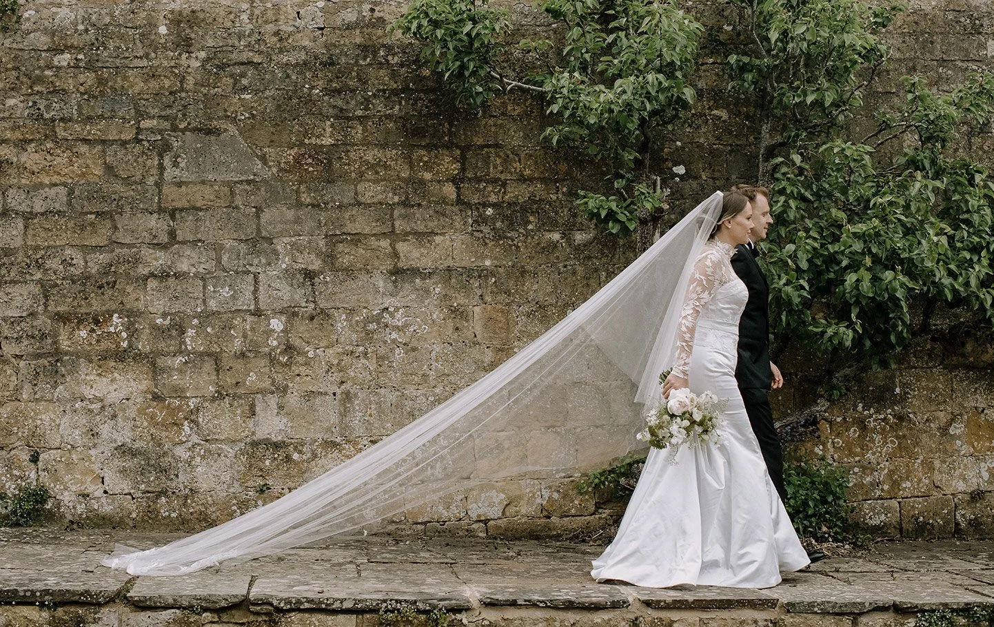 Pye Corner House Garden Wedding