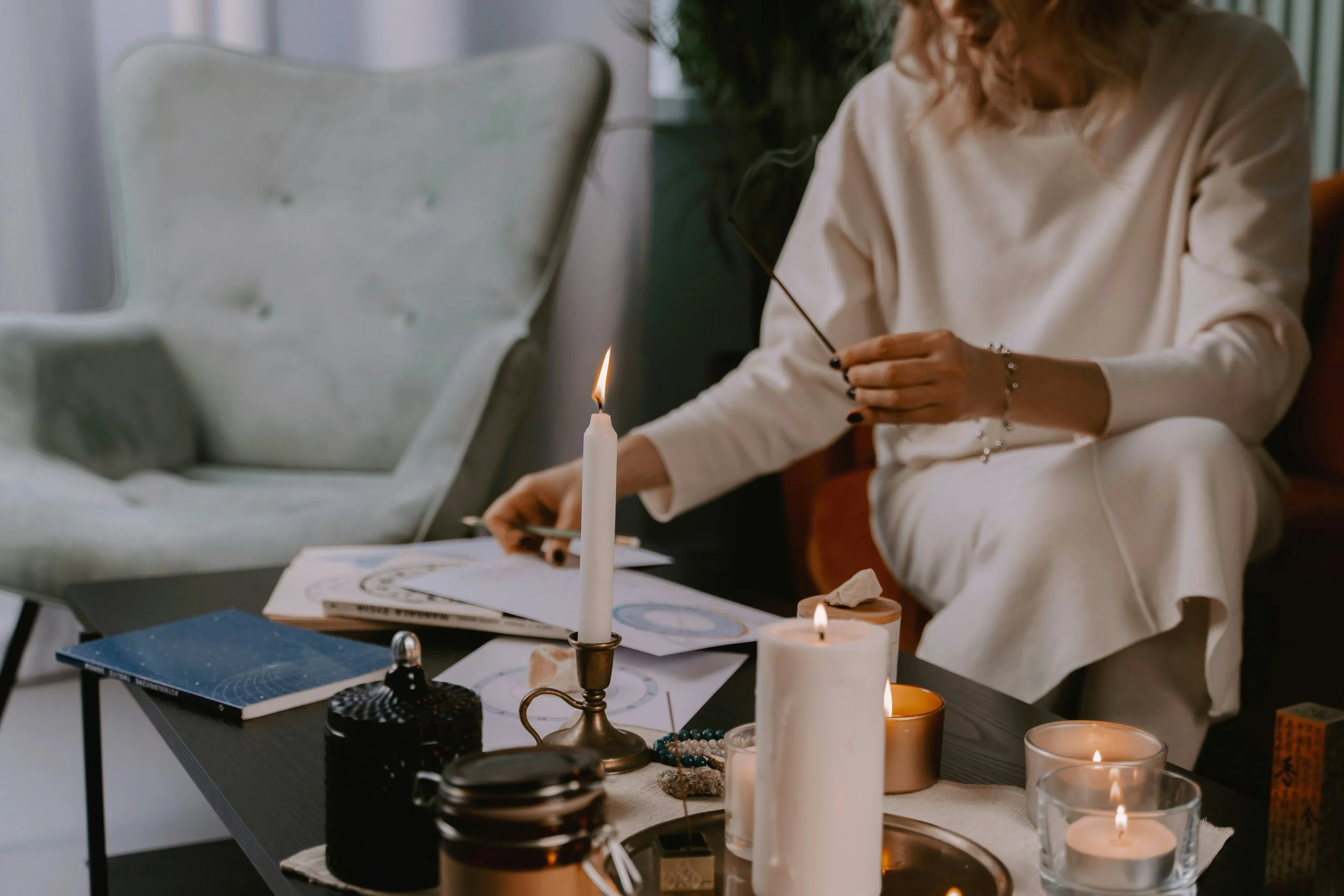 Professional woman sitting for spiritual practice. This image represents professional women seeking out spiritual practices in their daily lives. Spiritual and Existential therapy in california can help women explore bigger questions.