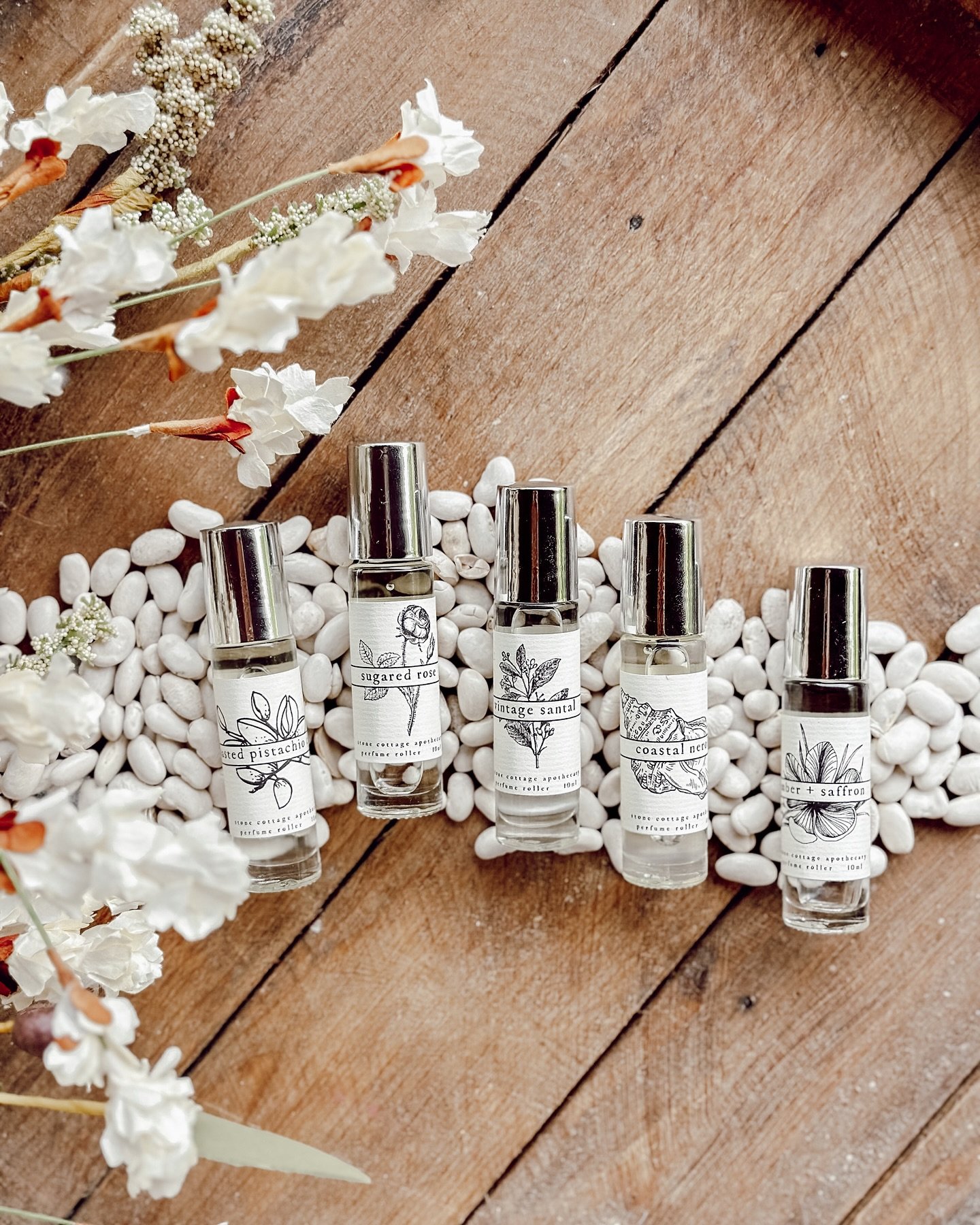 ✨Perfume rollers, made for every occasion. 
From soft florals to creamy gourmands, each scent is hand-blended in small batches and designed to feel like a little pocket of comfort.

🌿 Featured: Caramel Cr&egrave;me, Coastal Neroli, Sugared Rose, boh