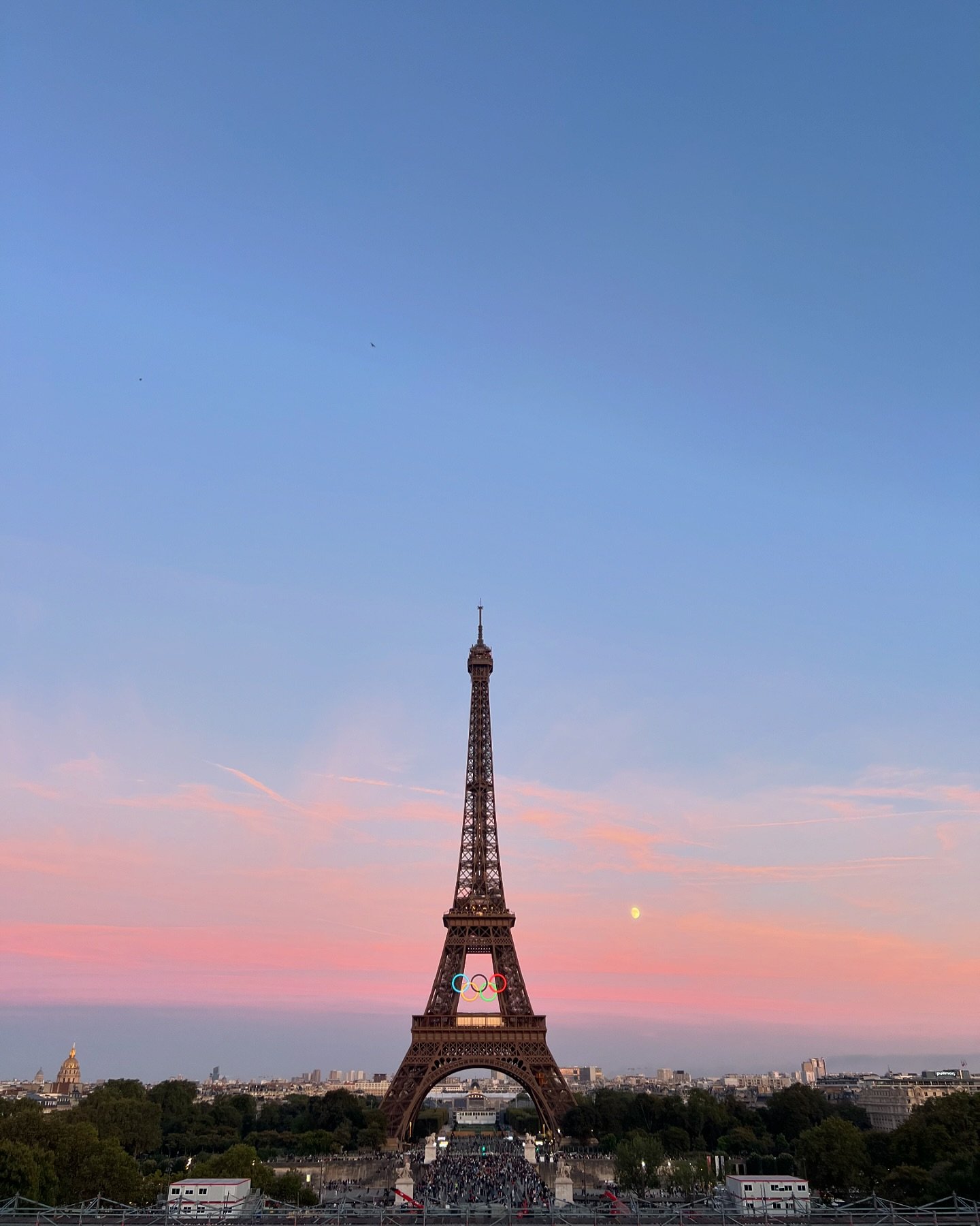 Ahh Paris&hellip; just some random photos from my last trip ❤️

I am missing this city today, I can&rsquo;t wait to be back soon 🤗

#paris #parisfrance