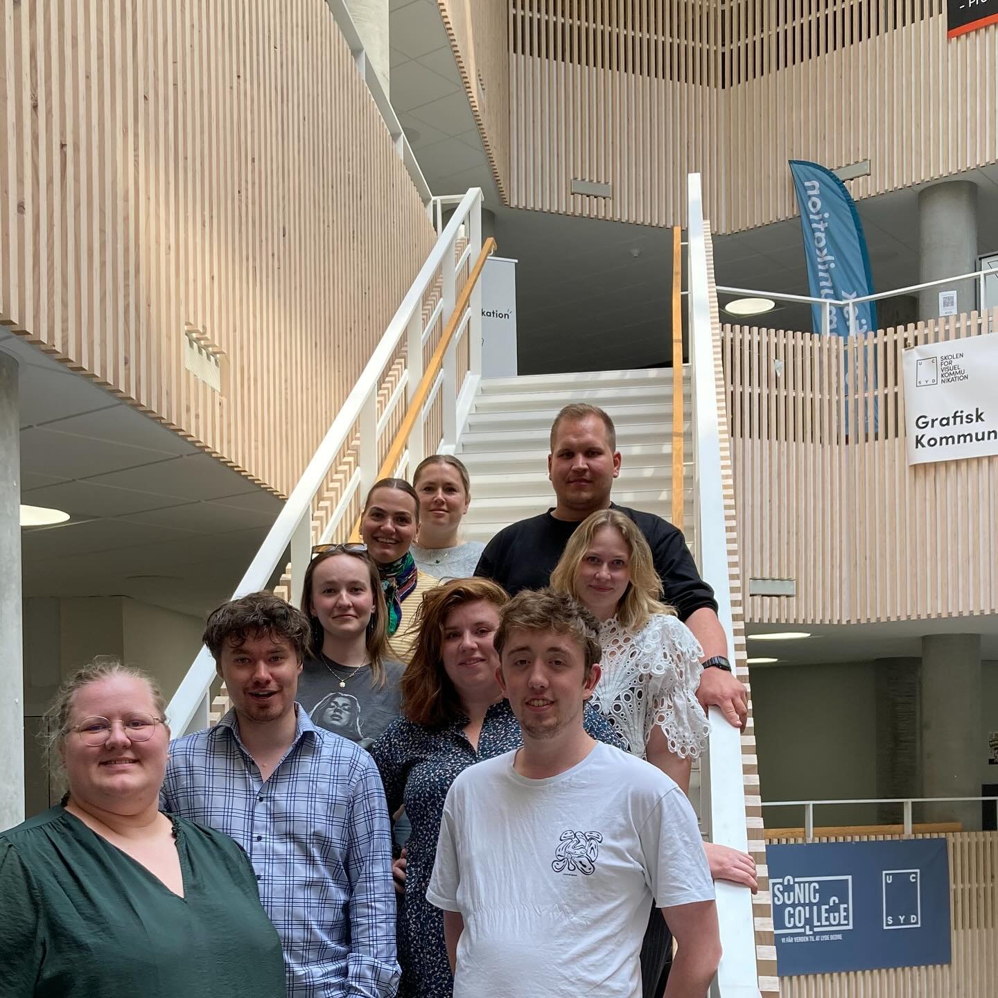 L&oslash;rdag var OPS i knivskarpe Kolding for at holde &aring;rsm&oslash;de p&aring; UC Syds campus! 

Oveni i et dusin vedt&aelig;gts&aelig;ndringer, fik vi ogs&aring; valgt OPS&rsquo; tiltr&aelig;dende forpersonskab for det kommende &aring;r! Stor