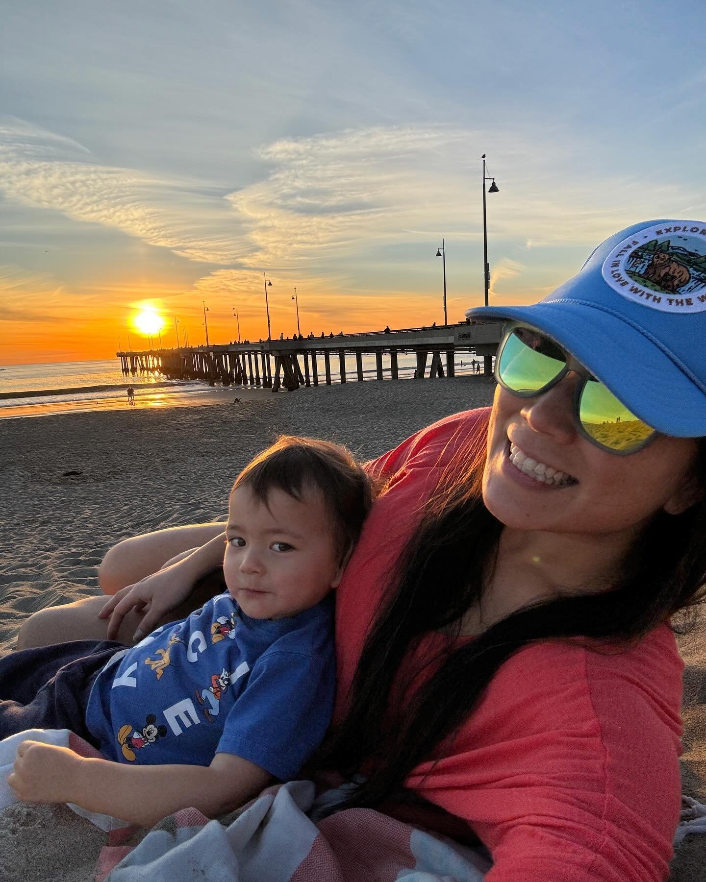 Its&rsquo;s #TakeoverTuesday! Head over to our stories to follow along as @sunnyangela takes over!

&ldquo;HI @socalmoms!

I&rsquo;m Angela Sun @sunnyangela, a broadcast journalist and documentary filmmaker @plasticpdise, travel writer @chasingasun a