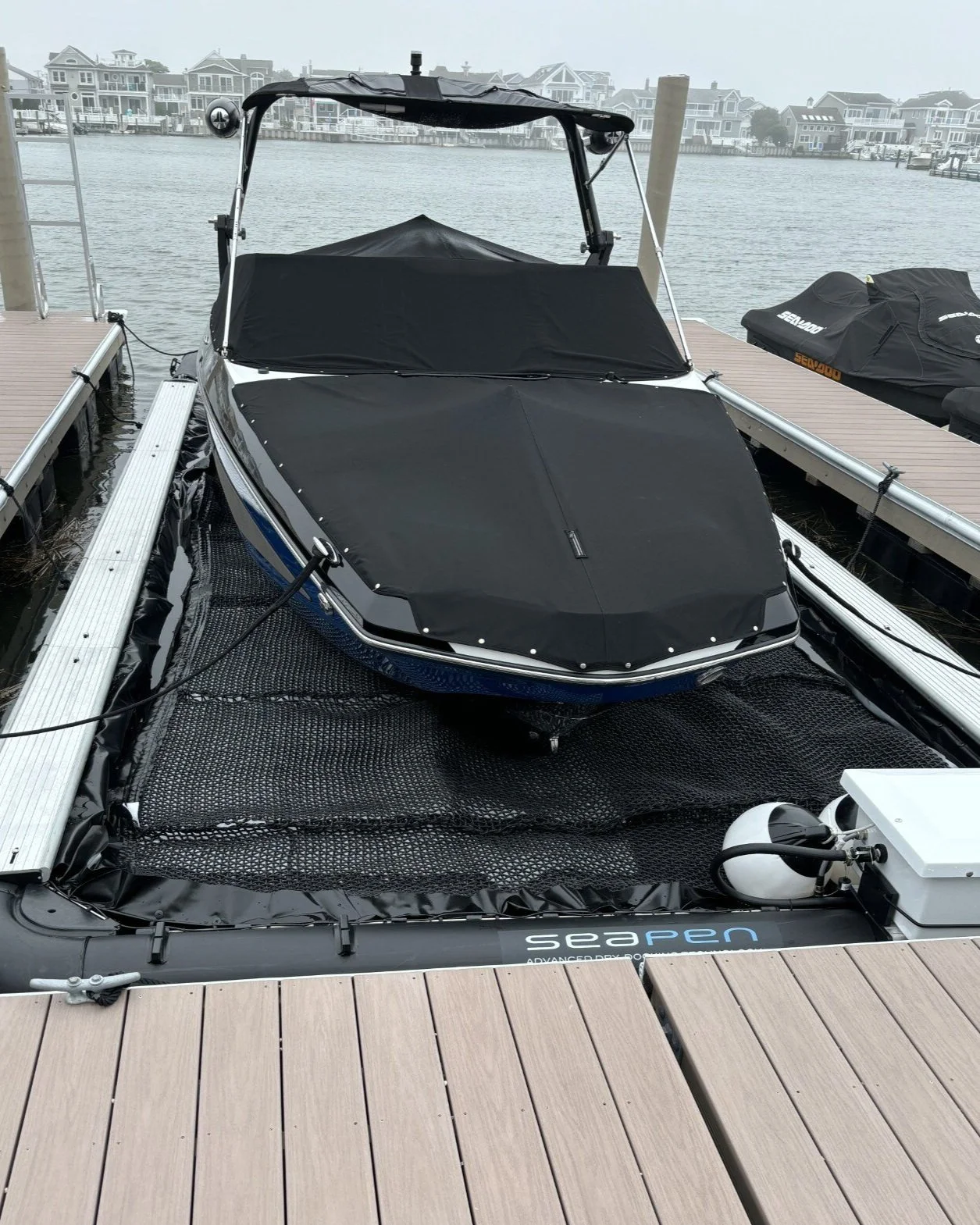 25' Scarab in 28x10 Solstice SeaPen, New Jersey