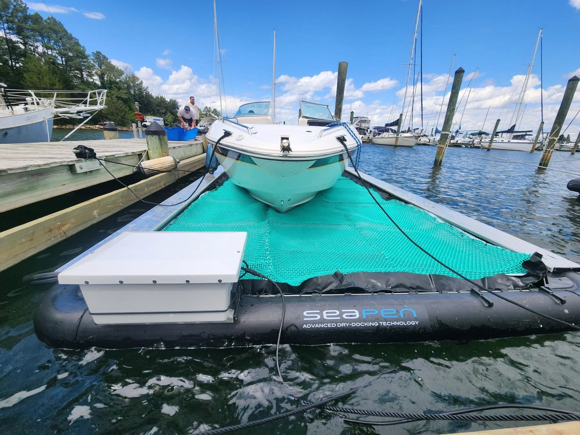 28' Chapparel in 35x10 Solstice SeaPen, Maryland
