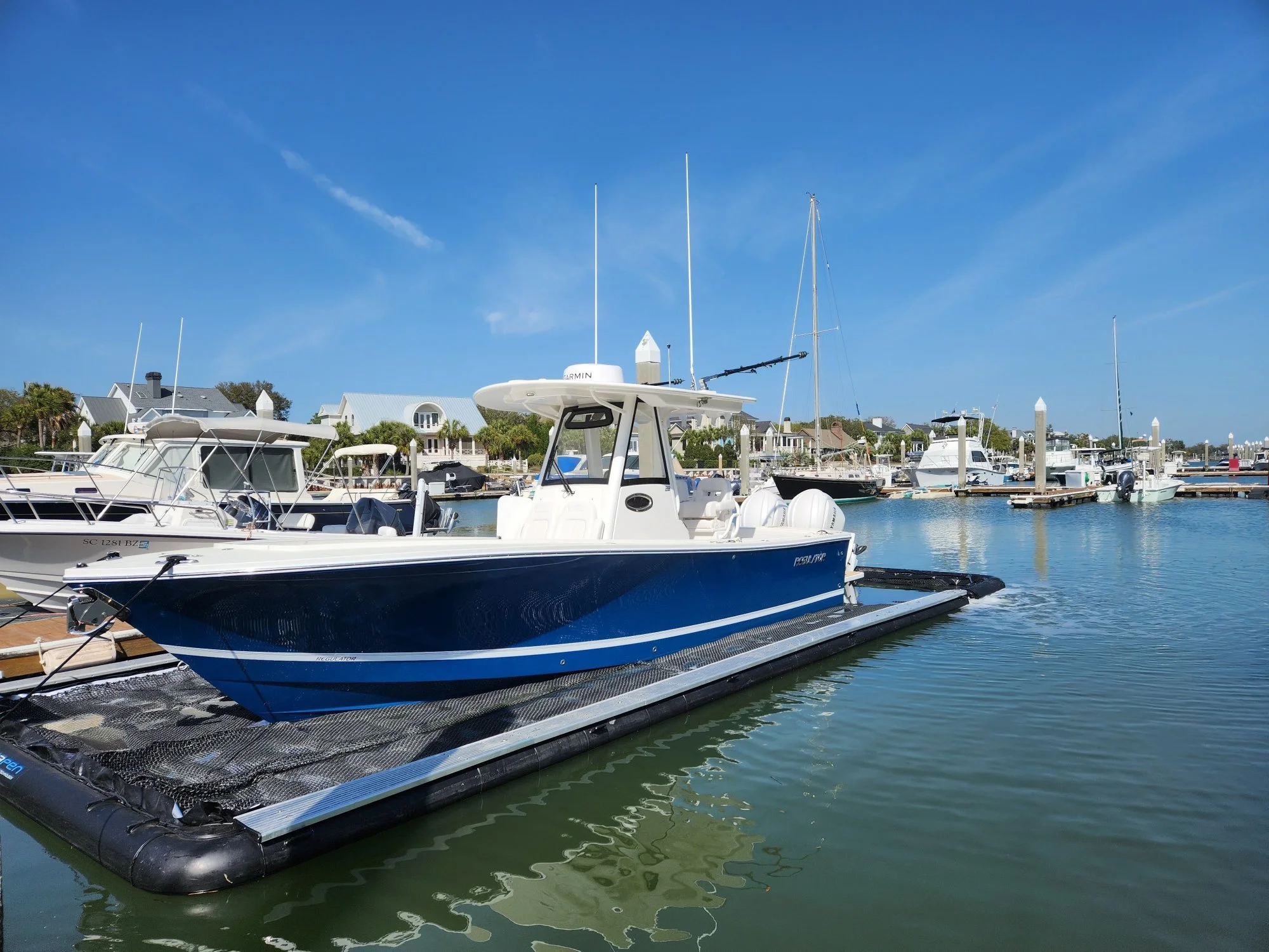 32' Regulator in 35x13 Solstice SeaPen, South Carolina