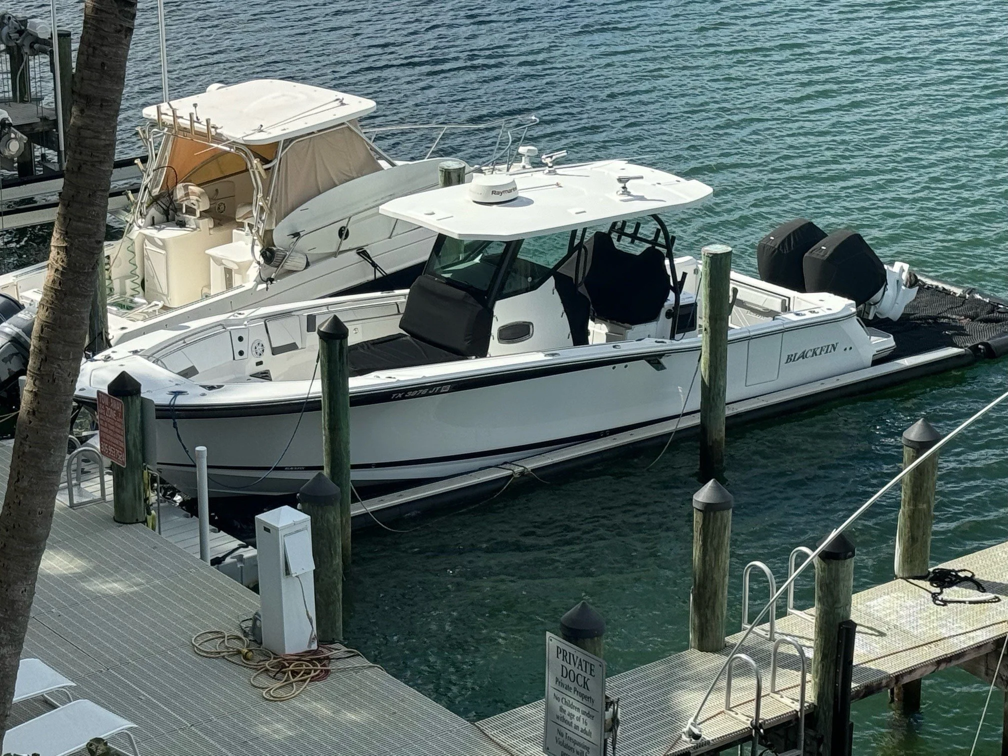 Blackfin in 37x13 Solstice SeaPen, Florida