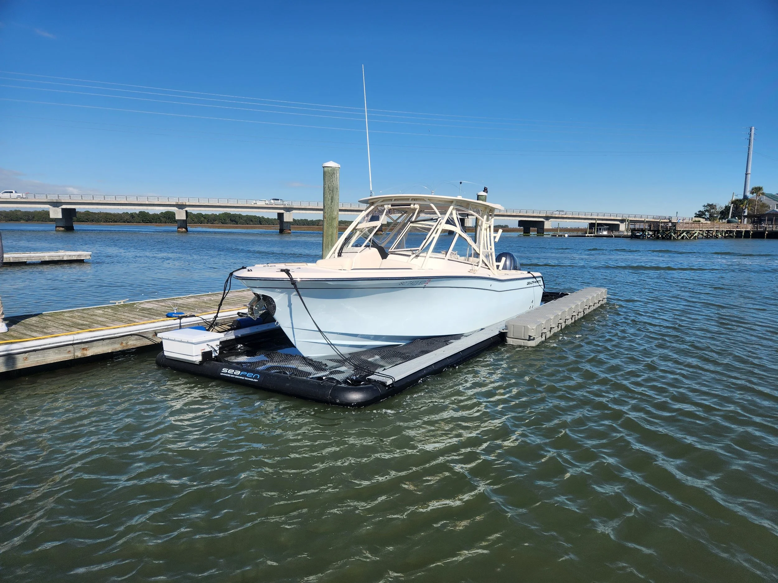 275 Freedom Grady White in 31x10 Solstice SeaPen, South Carolina