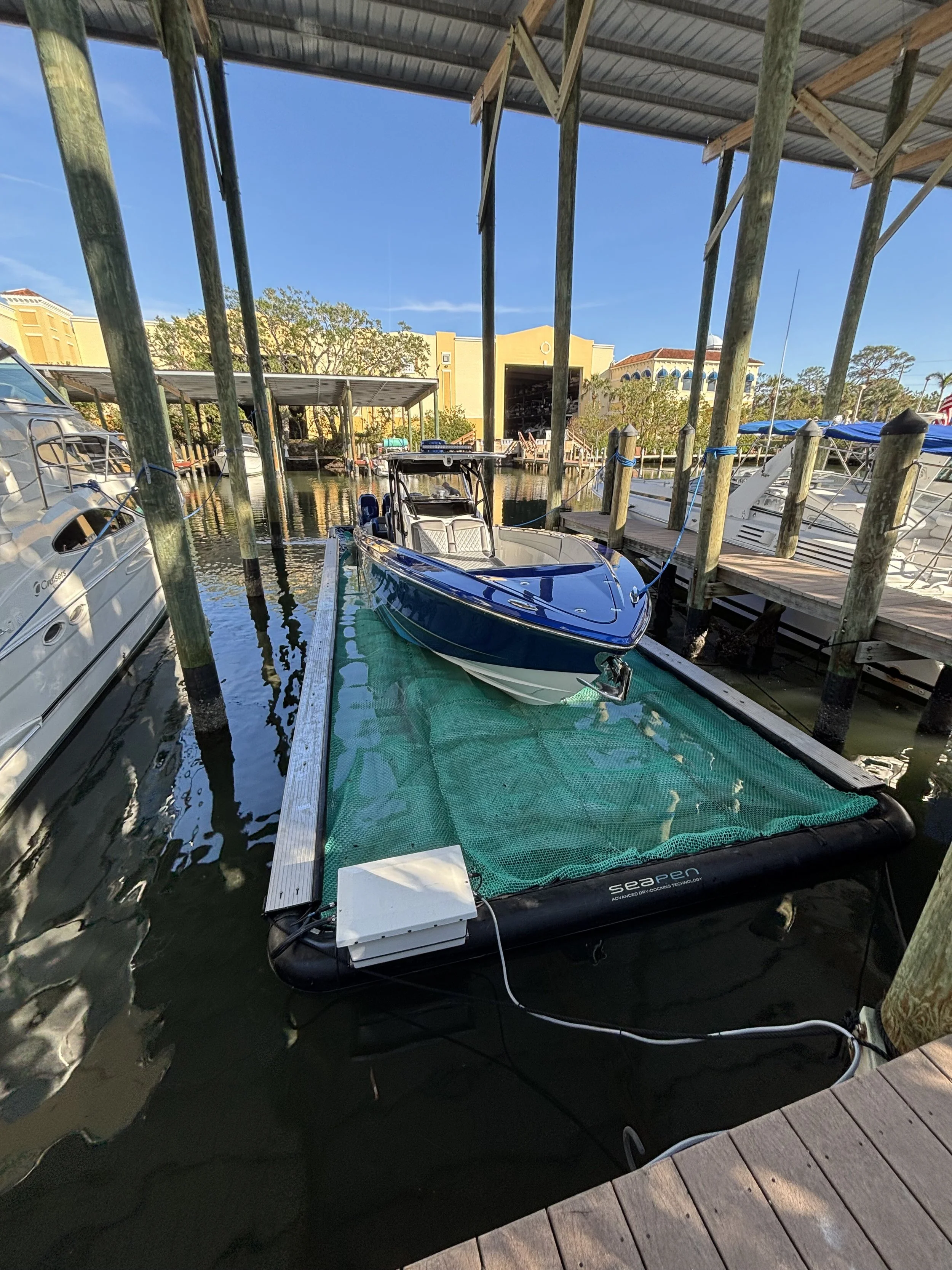 39' Nor-Tech in 45x13 Solstice SeaPen, Florida