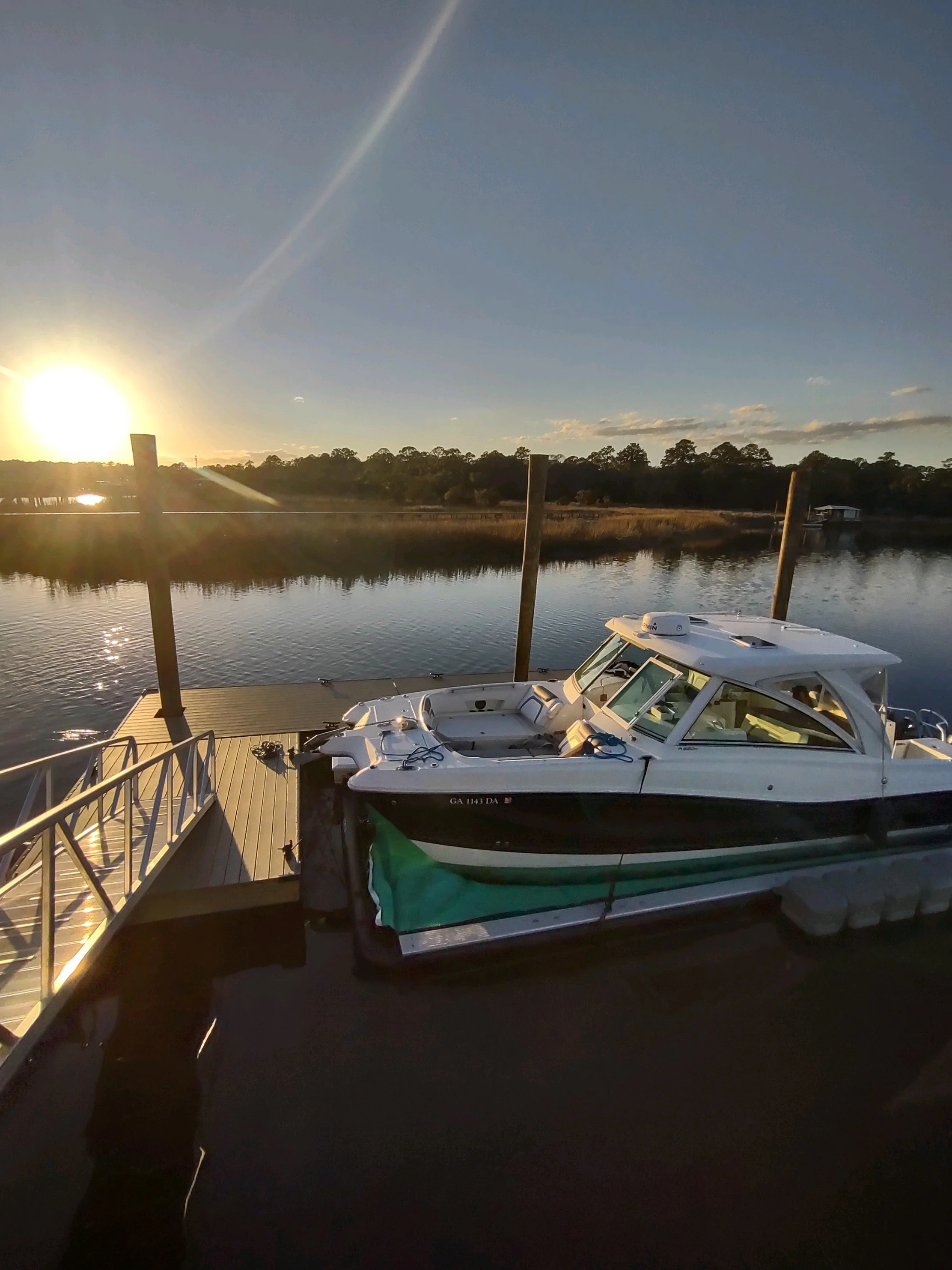 32' Worldcat in 35x13 Solstice SeaPen, Georgia