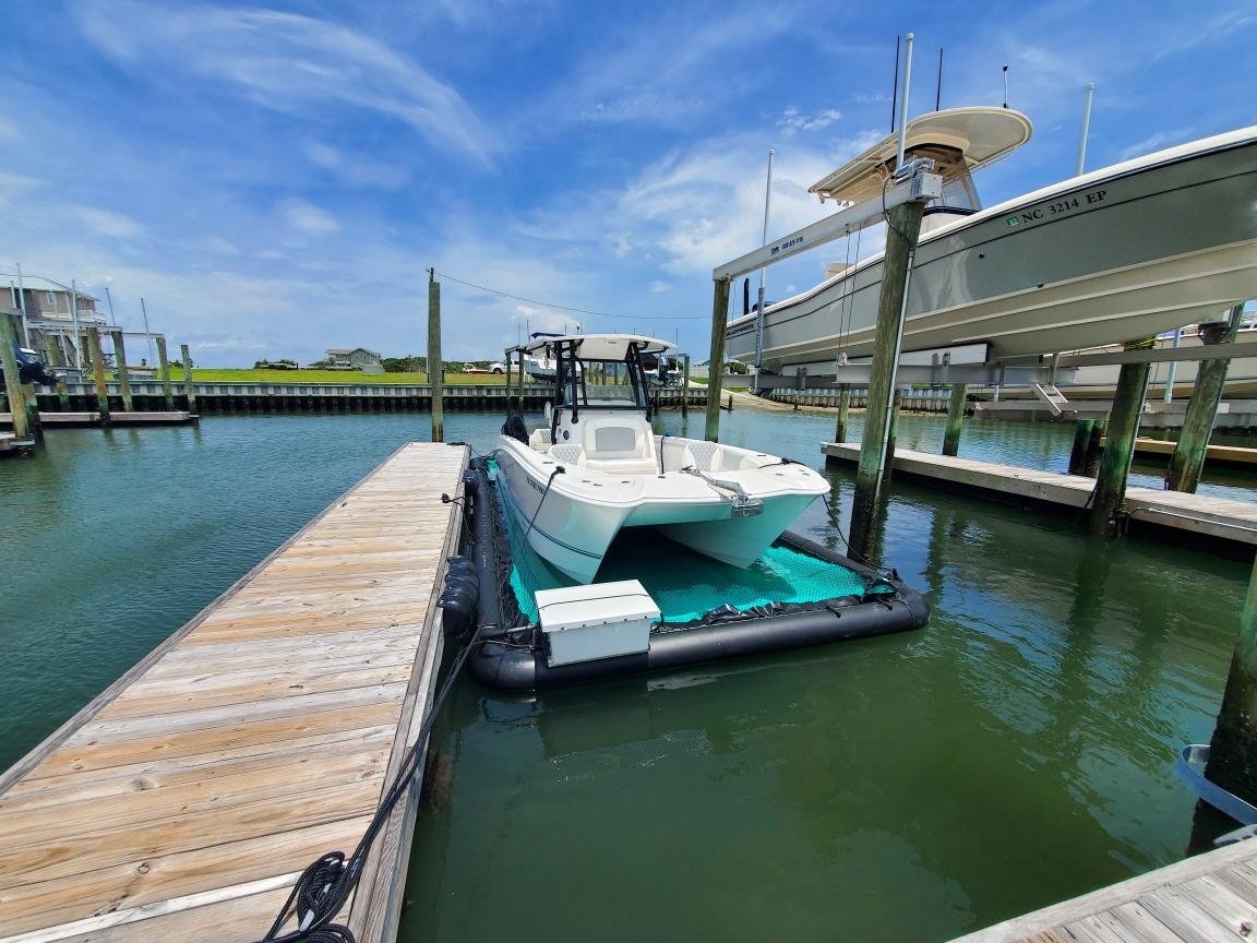 24' Twin Vee in 28x10 Solstice SeaPen, North Carolina