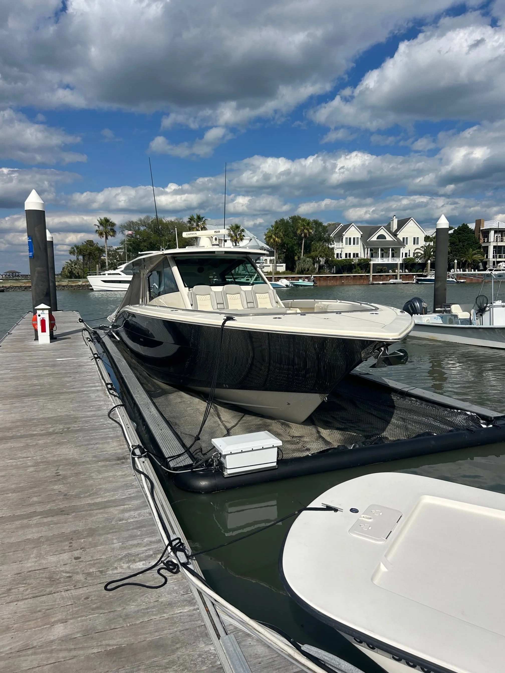 53' Scout in 55x15 Solstice SeaPen, South Carolina