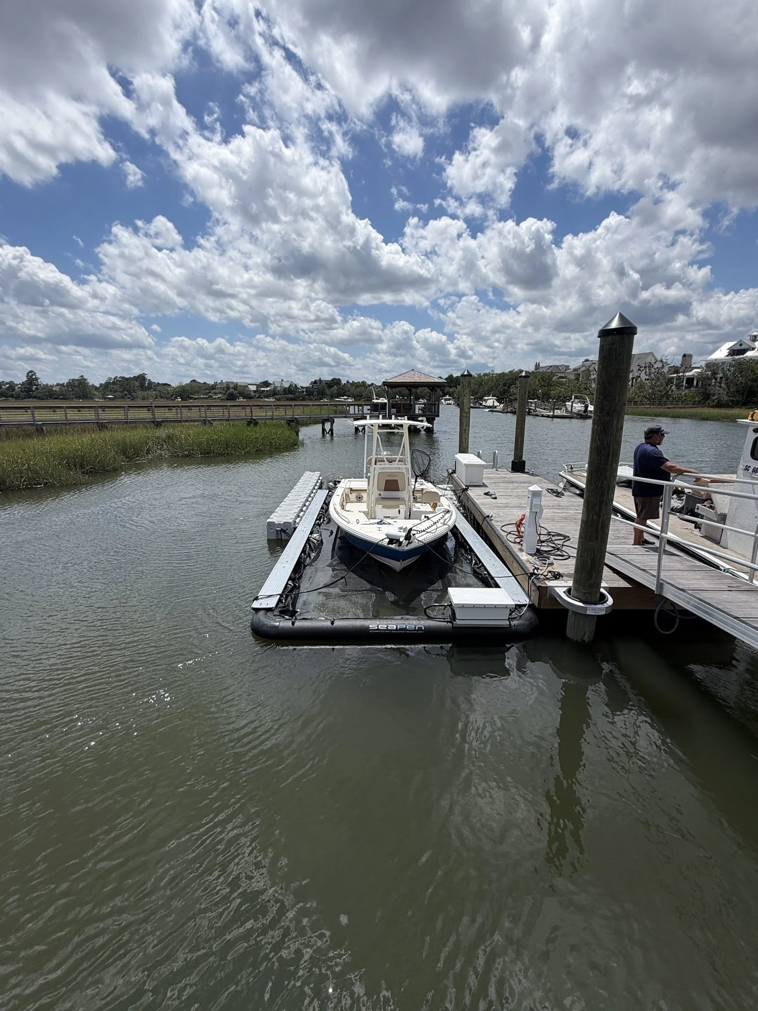 31x10WW - 22' Pathfinder - Daniel Island