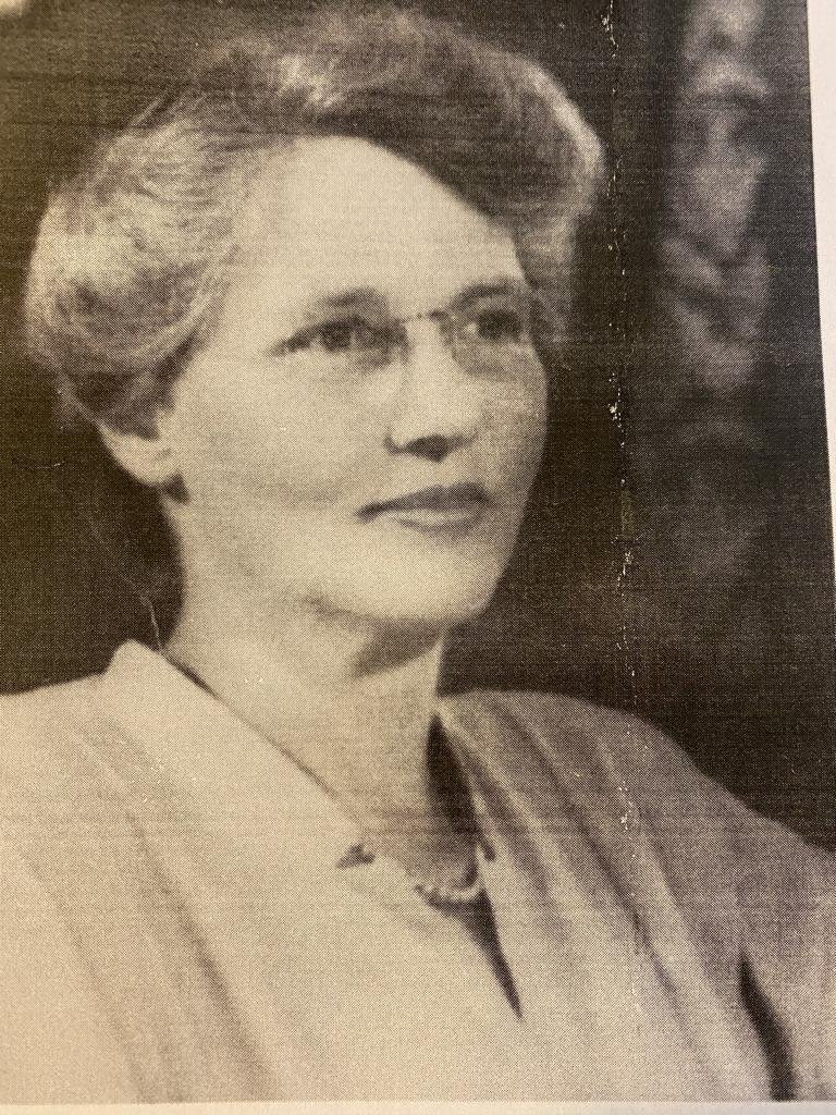  Helen in 1940, when she confronted wartime conditions and skepticism of her idea to save children dying from defective hearts. Courtesy of the Alan Mason Chesney Medical Archives of the Johns Hopkins Medical Institutions. 