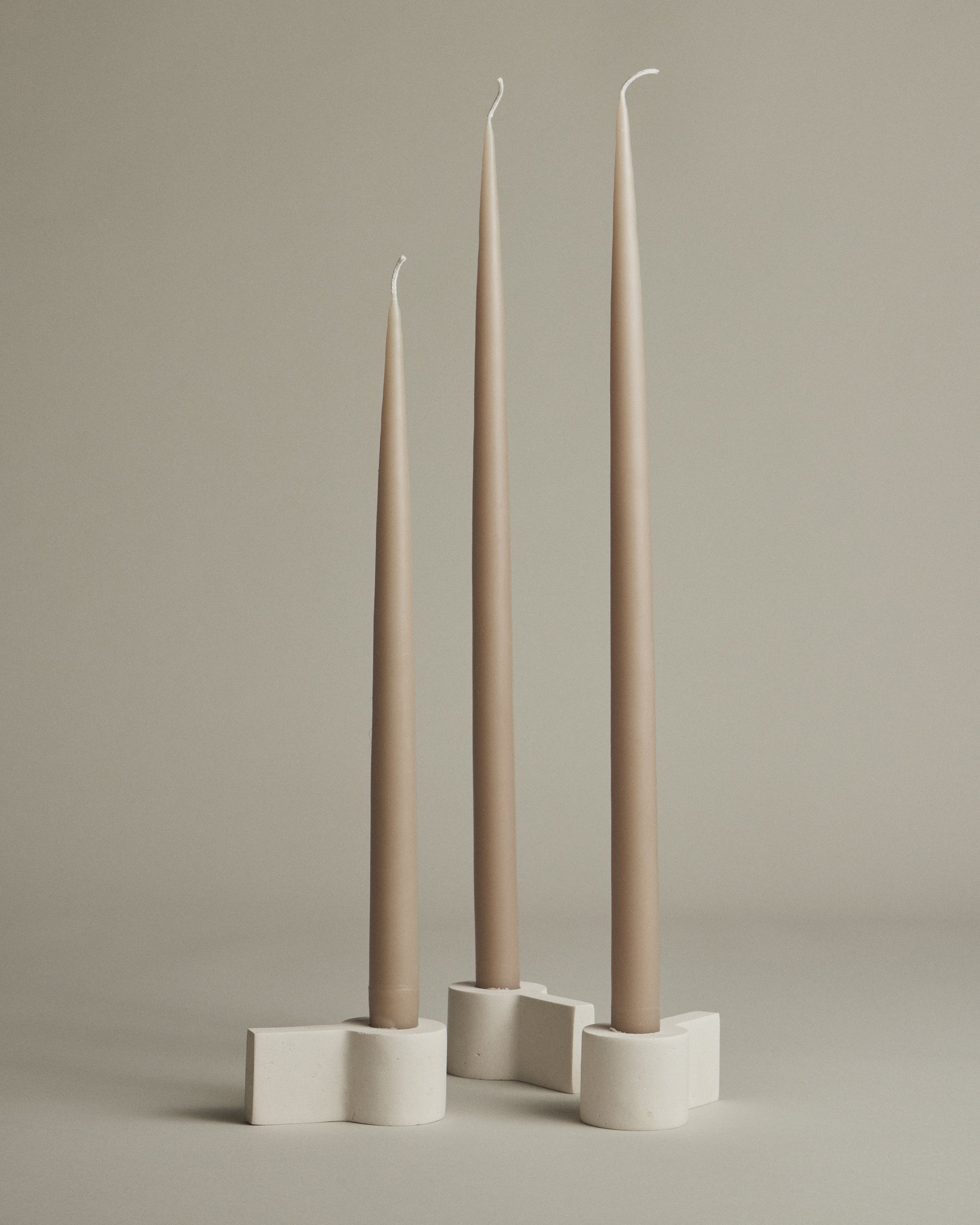 EIMI_CICCO_candleholder_limestone_608.jpg