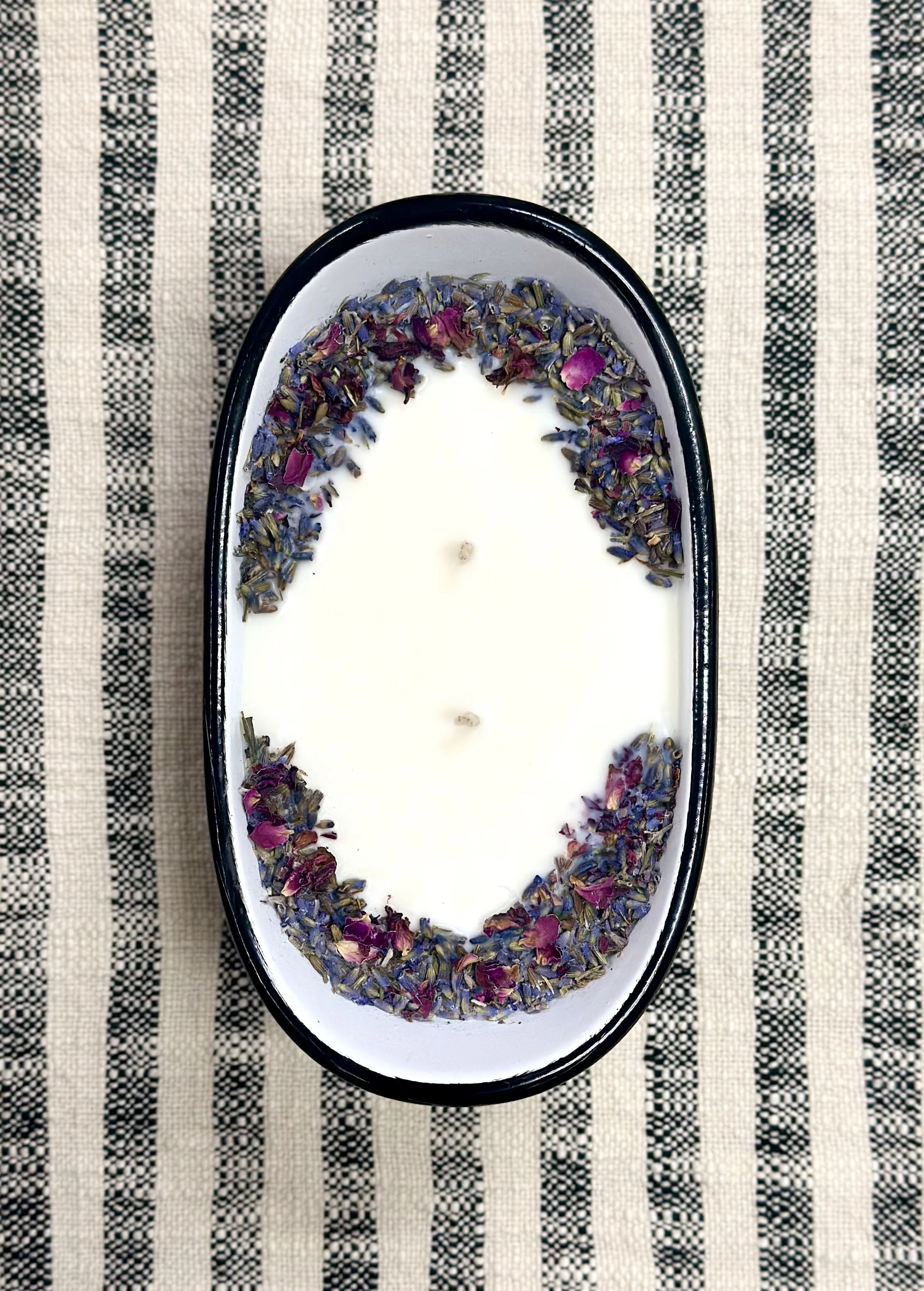 custom vintage candles, clawfoot tub candles, rustic refillable candles, eco friendly candle gifts, refillable charming candles, vintage bathtub candles, custom candle gifts