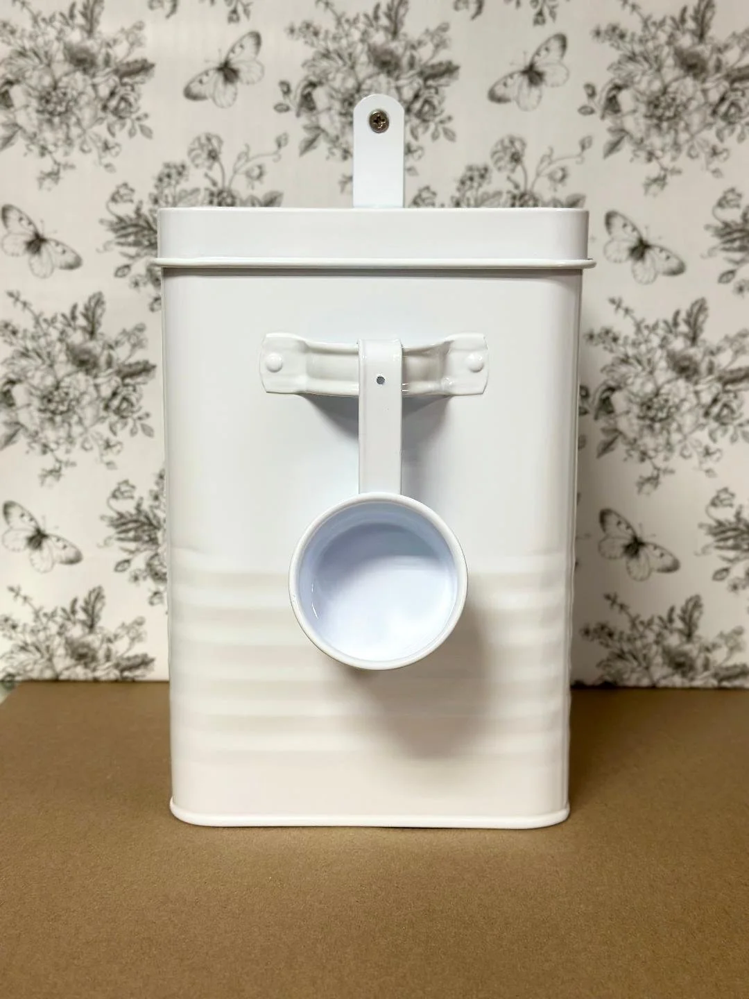 white, farmhouse, laundry, detergent, container, rustic, laundry room, decor, metal, coated, our rustic heart