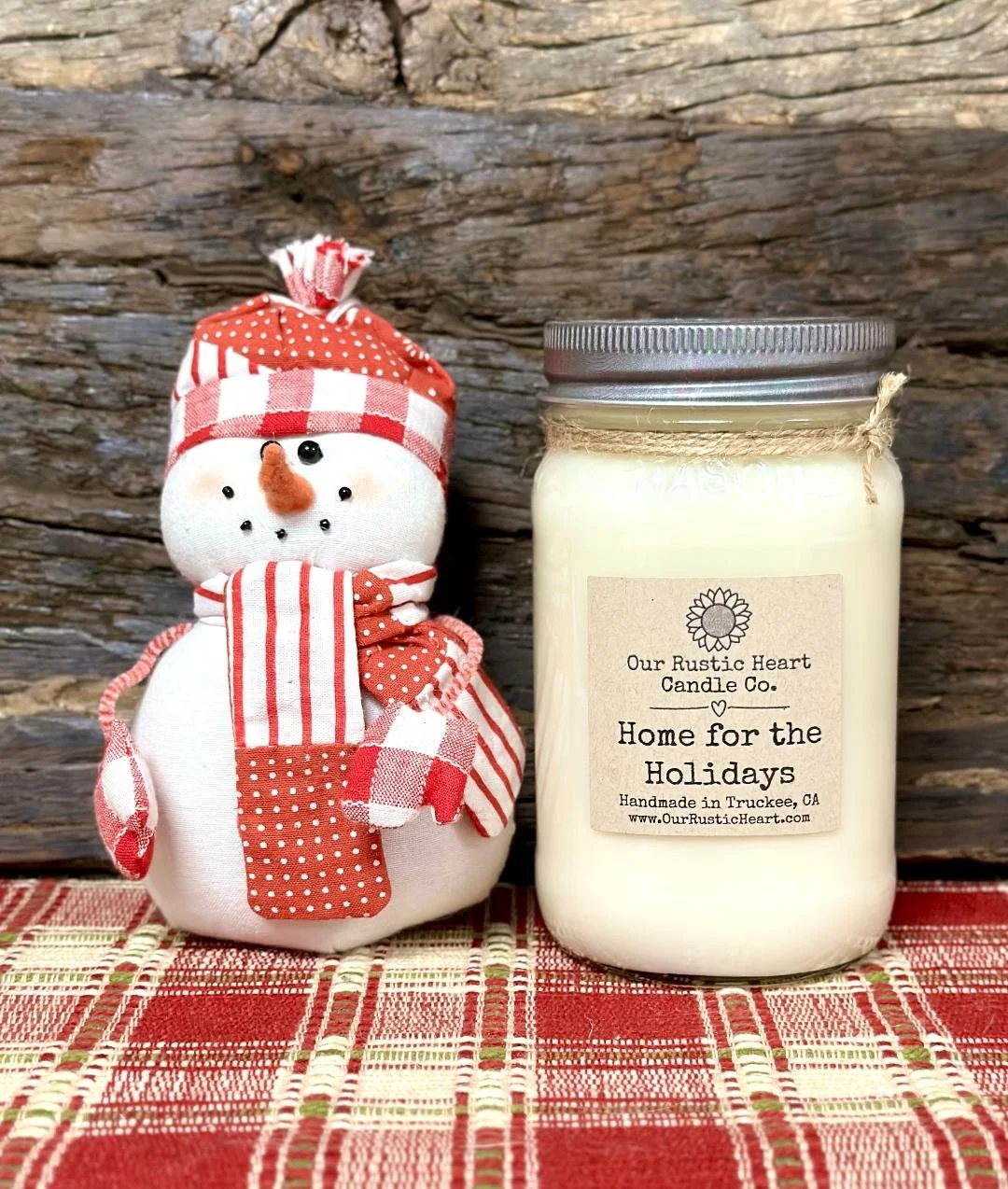 holiday soy candles, non toxic holiday candles, long lasting holiday candles, natural holiday candles, custom candle gifts, holiday farmhouse candles