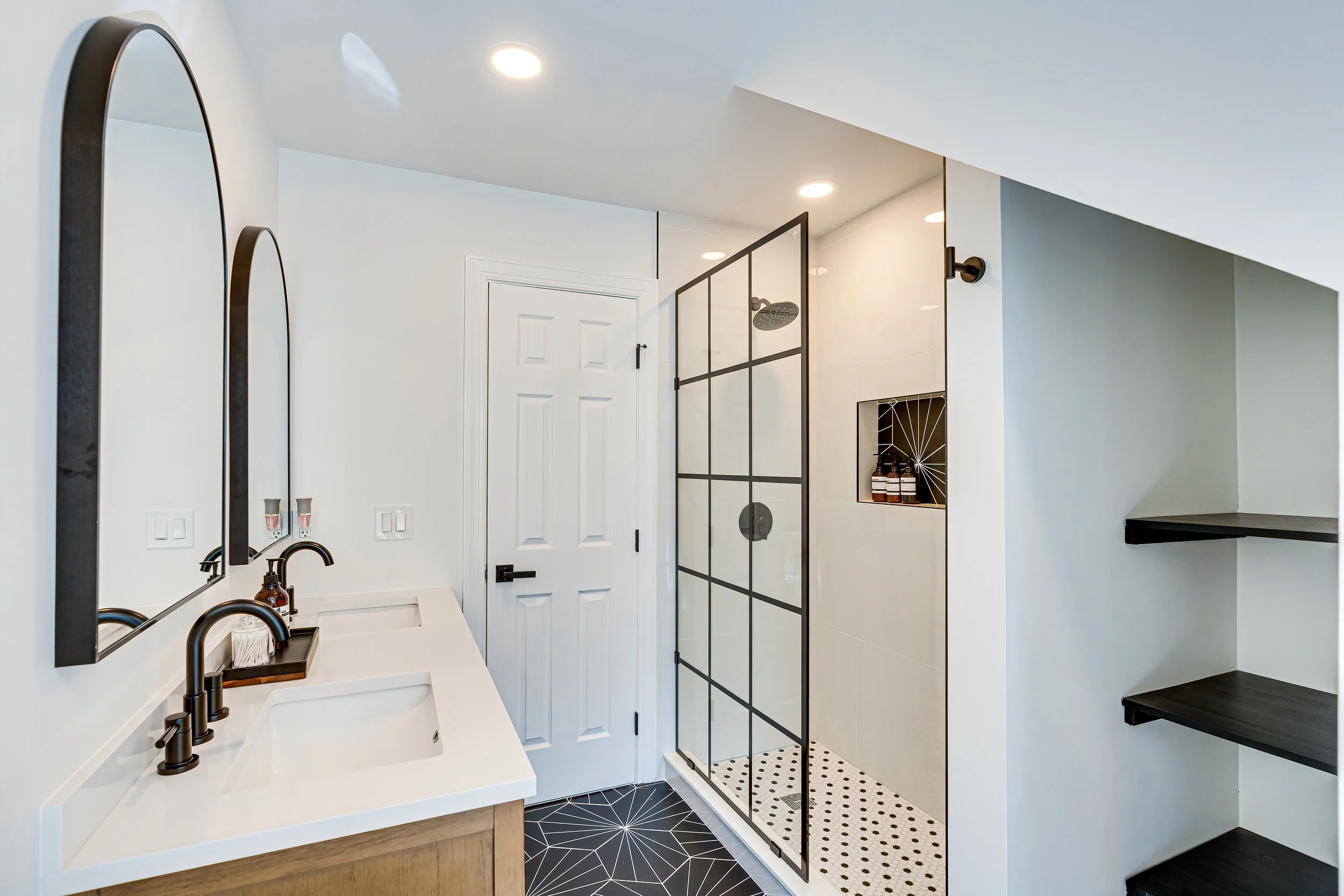 beautiful-bahtroom-renovation-project-two-sinks-3.jpg