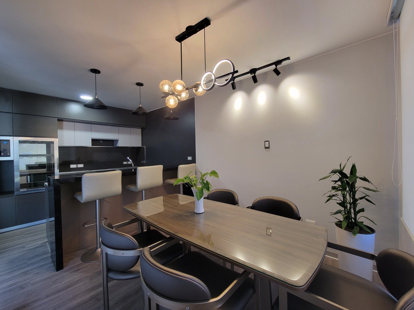 custom-made-dining-table-8-seats- (1).jpg