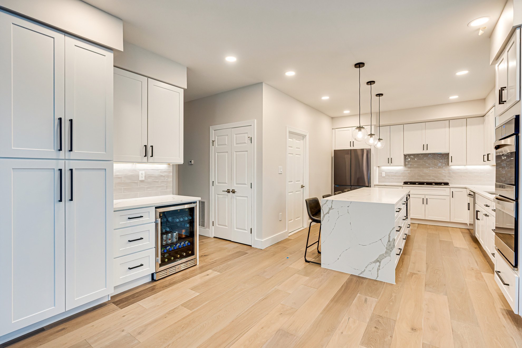 white-open-kitchen-marble-island- (5).jpg