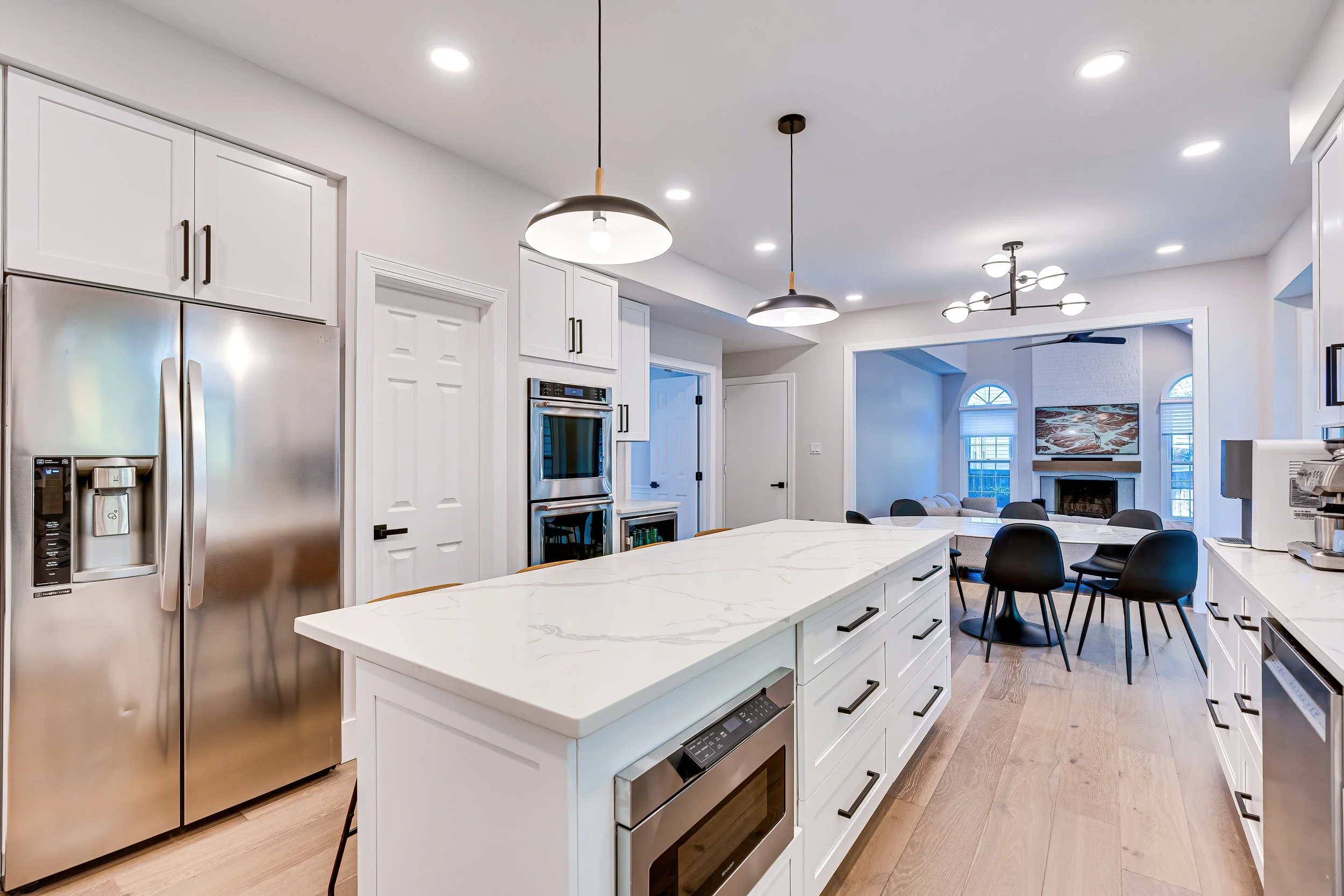 spacious-kitchen-renovation-project-ideas-4.jpg