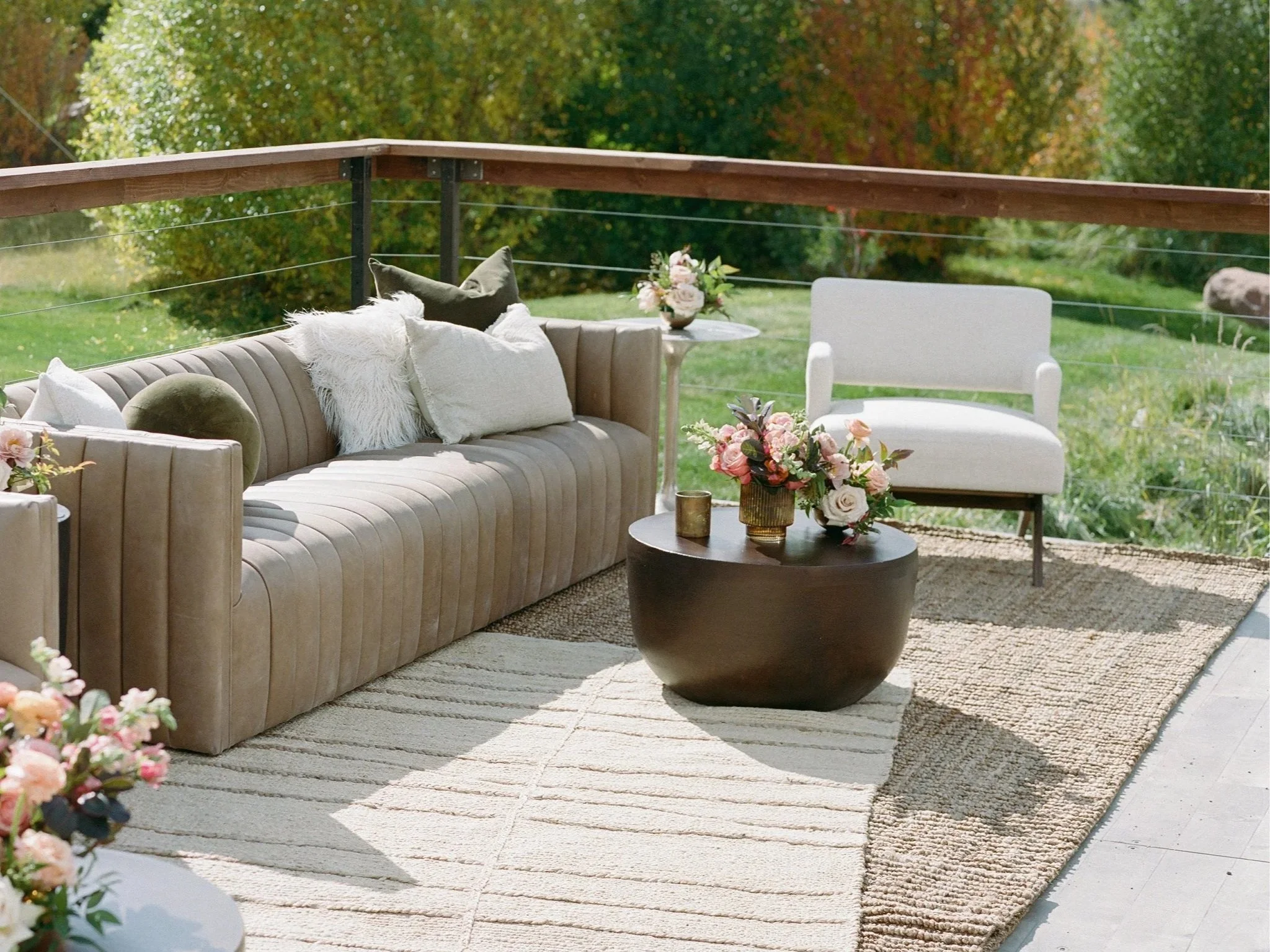 How to Pull Off a High-End Look with a Lean Rental Budget