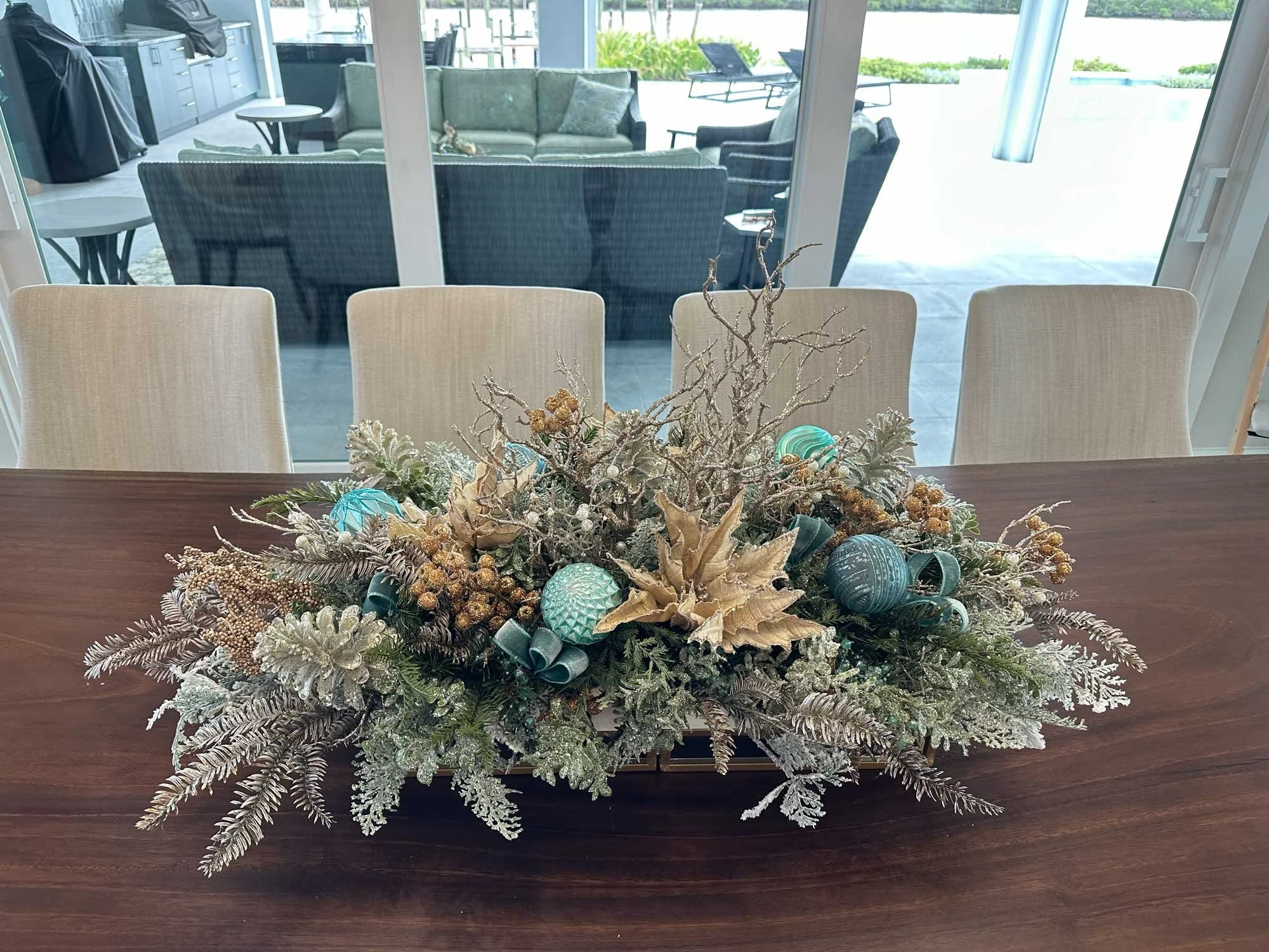 teal-gold-centerpiece.jpg