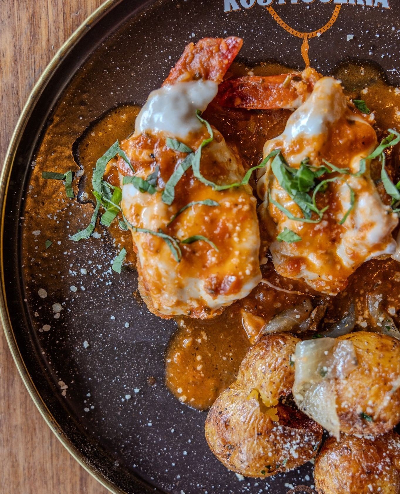 Do you like Chicken Parmesan? Do you like Shrimp? 👀⁠
⁠
Lucky you cause we made them have a baby 🤩⁠
⁠
Just kidding but you definitely have to try our Jumbo Prawn Parmigiano 🤌🏻⁠
⁠
We're on OpenTable for reservations! ⁠
.⁠
.⁠
.⁠
#therosticceria #ros