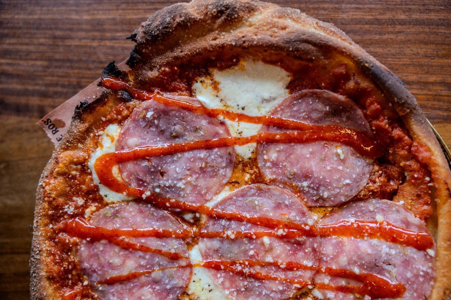So take it... take another little *pizza* my heart 🍕🎶⁠
⁠
But you can't have an actual piece of my pizza, so back up 👀⁠
⁠
This beauty is too delicious to share 🤤⁠
⁠
Swipe to see the whole piece of the pie 😏⁠
⁠
🔥Hot Honey and Salami Pizza⁠
.⁠
.⁠
