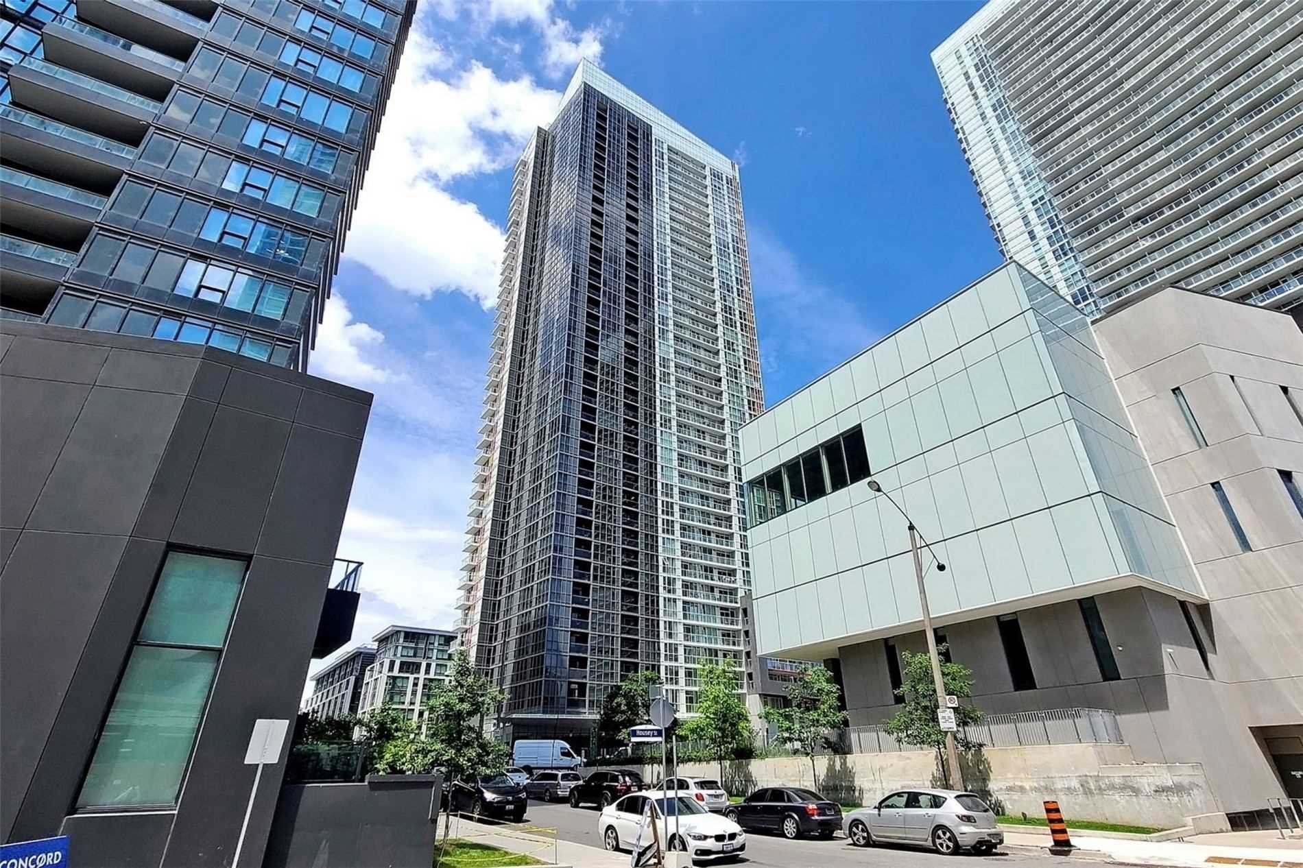 85QW-Exterior2.jpeg