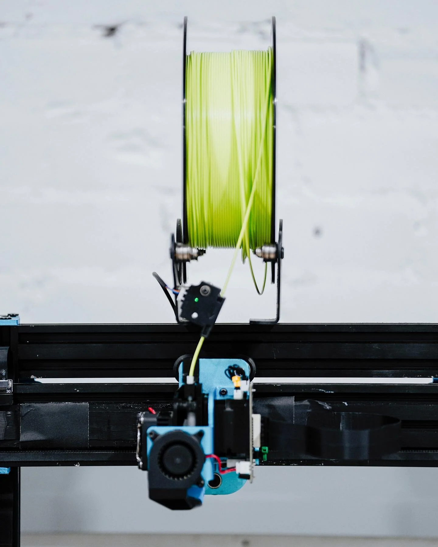 Join our community of makers and creators and gain access to our state-of-the-art equipment, workshops, and expert guidance! 🙌 
Link in bio for more! 🔗
--
#artisansasylum #holtonstreet #antwerpstreet #makerspaceboston #artistofboston #makerscommuni