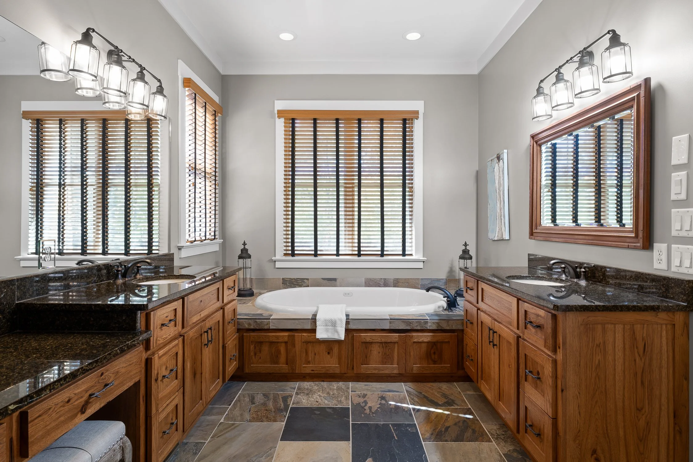 78 Canyon Ridge-26.jpg